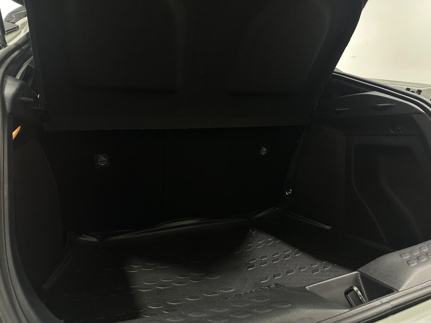 Used Toyota C-HR 2021 for sale - 77156585: Photo 47