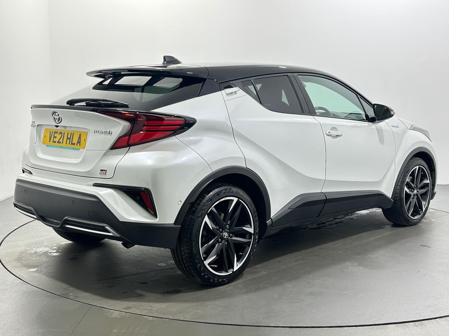 Used Toyota C-HR 2021 for sale - 77156585: Photo 8