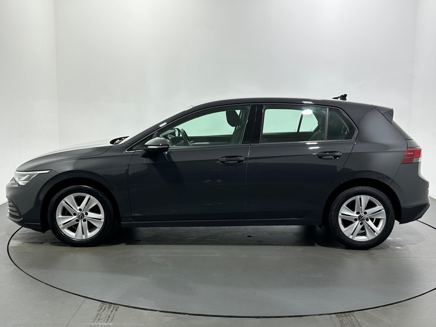 Used Volkswagen Golf 2021 for sale - 76878670: Photo 5