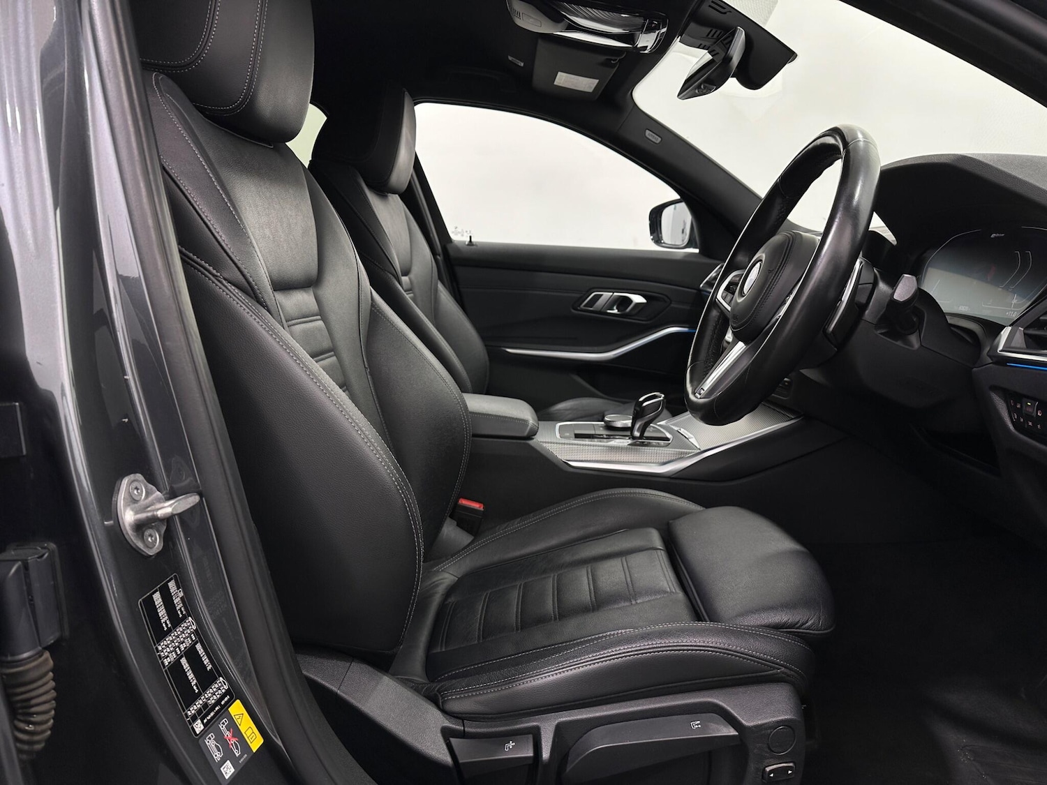 Used BMW 3 Series 2021 for sale - 76878639: Photo 32