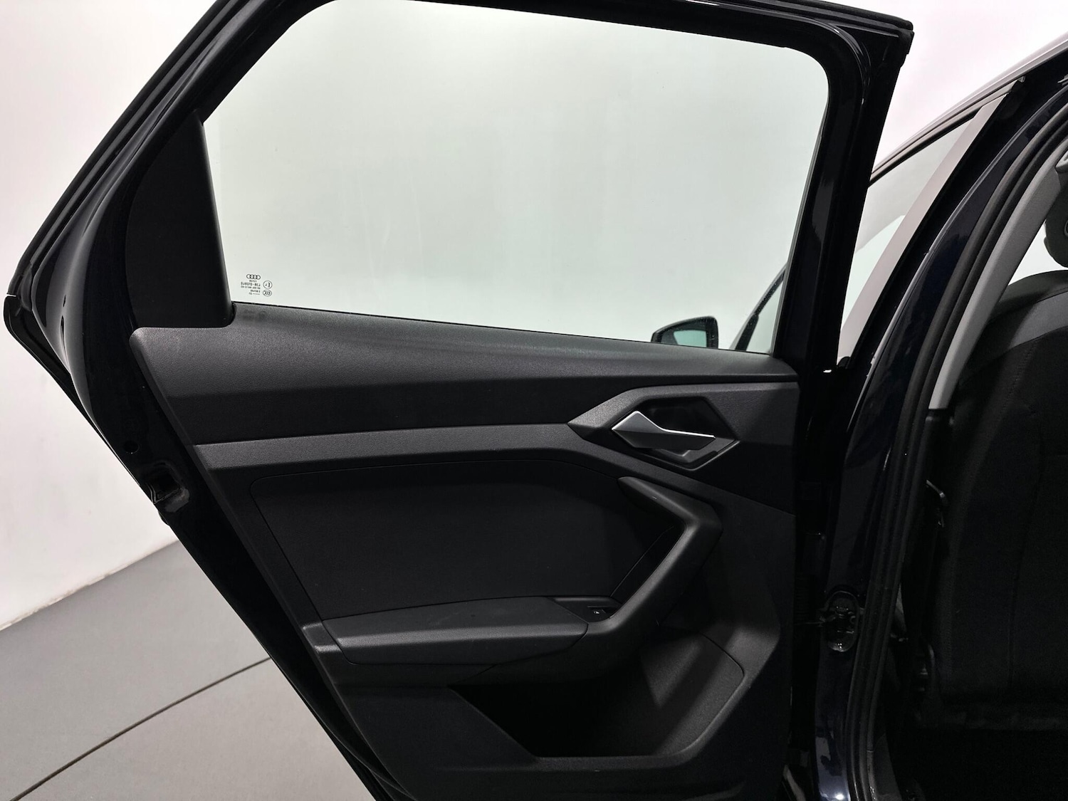 Used Audi A1 for sale - 77612683: Photo 38