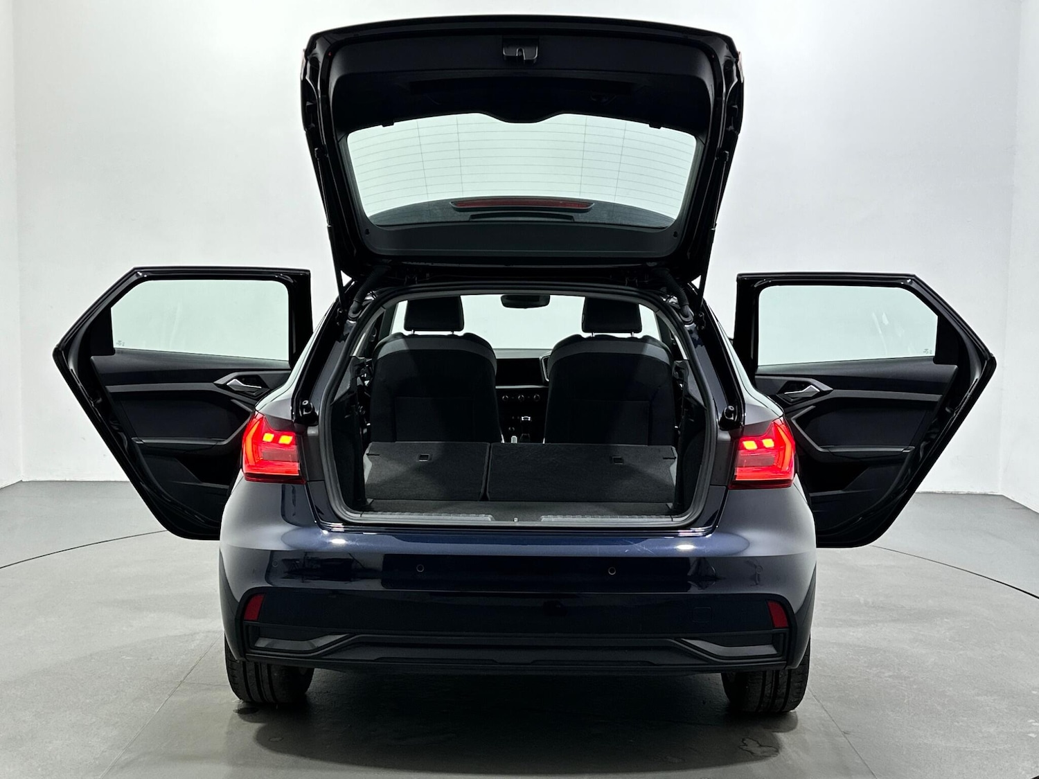 Used Audi A1 for sale - 77612683: Photo 42