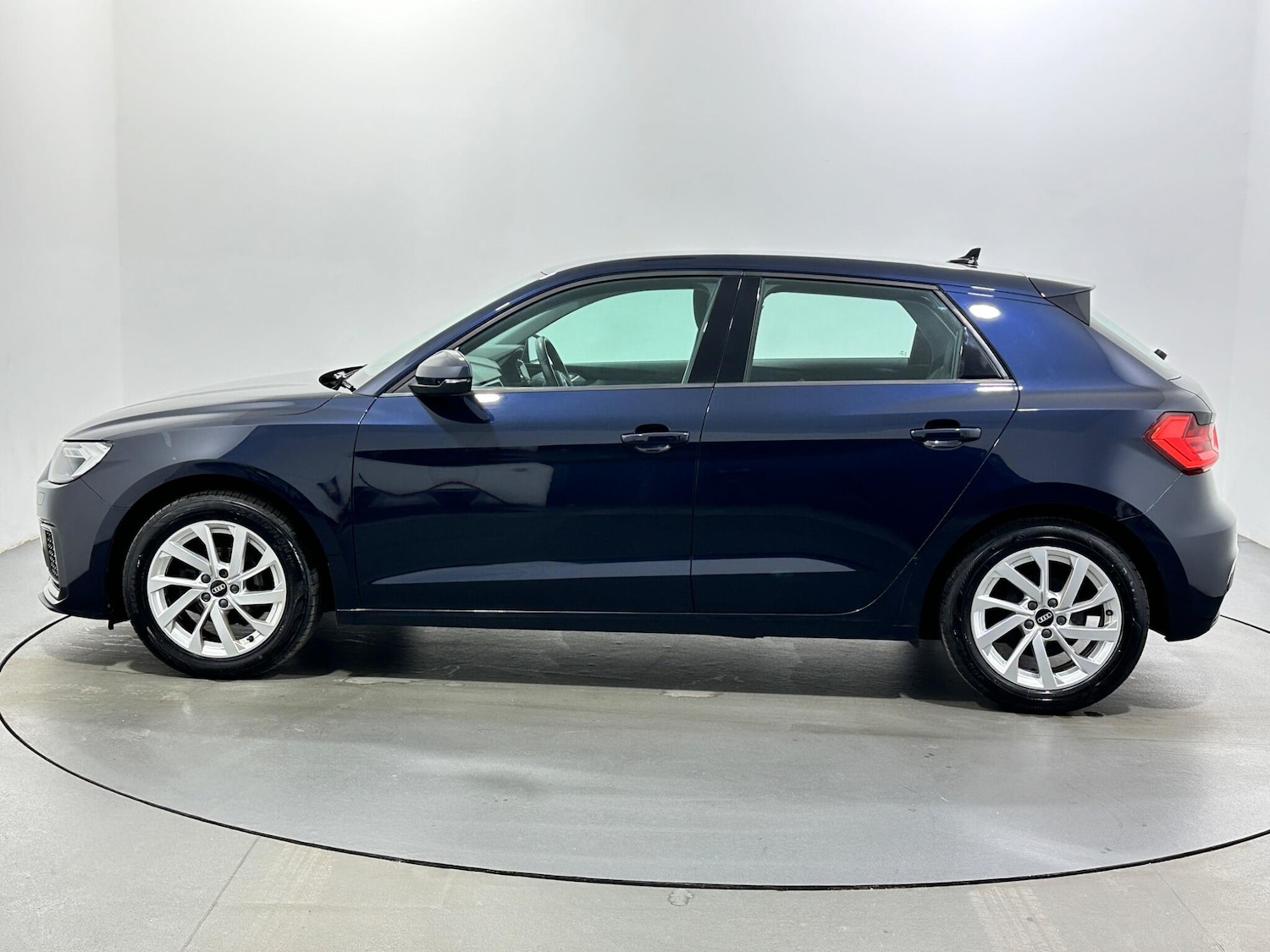Used Audi A1 for sale - 77612683: Photo 5