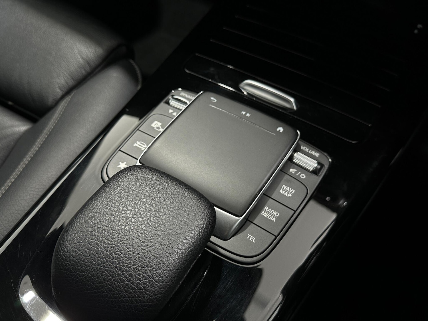 Used Mercedes-Benz CLA for sale - 77021209: Photo 21