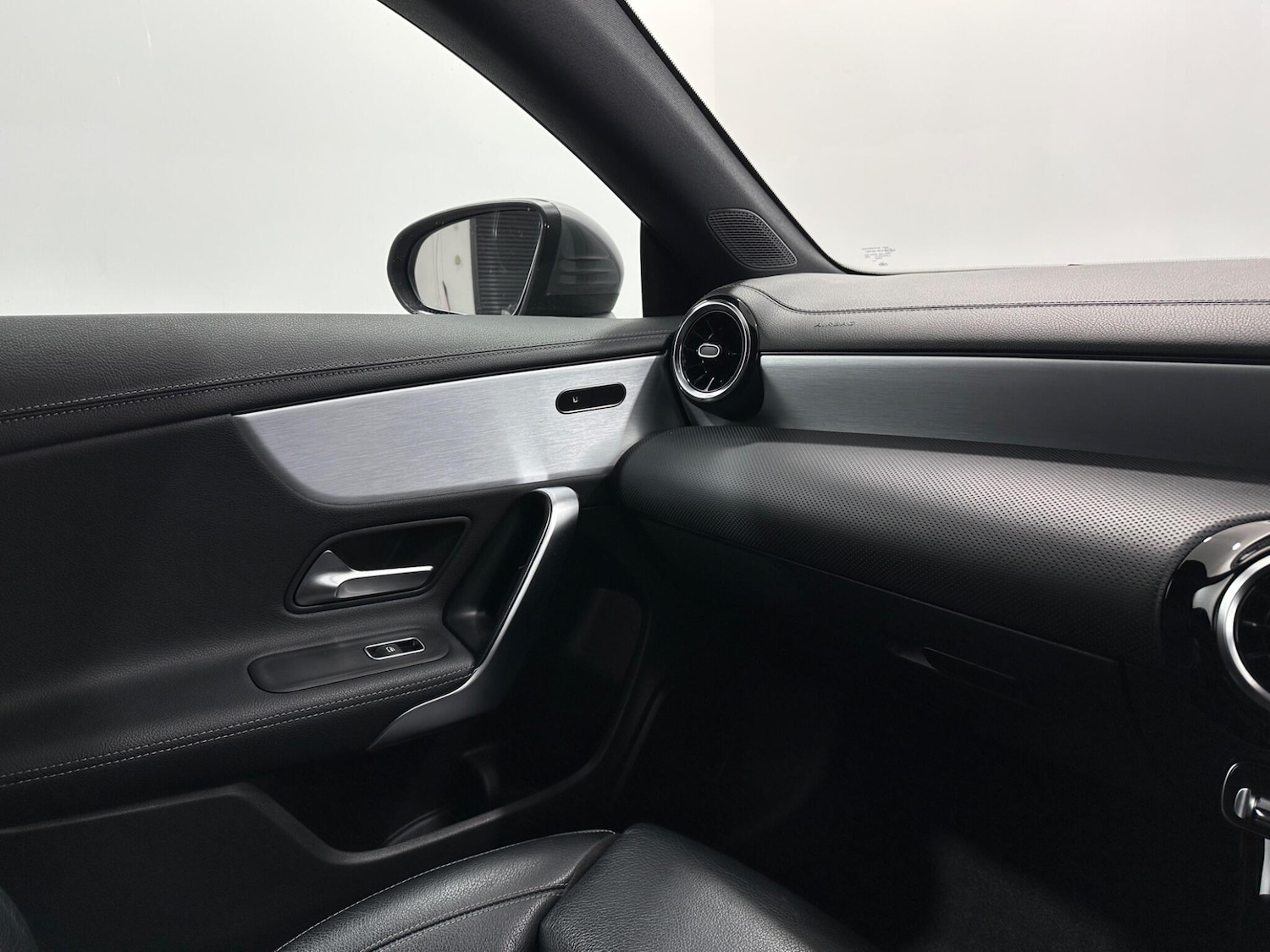 Used Mercedes-Benz CLA for sale - 77021209: Photo 28