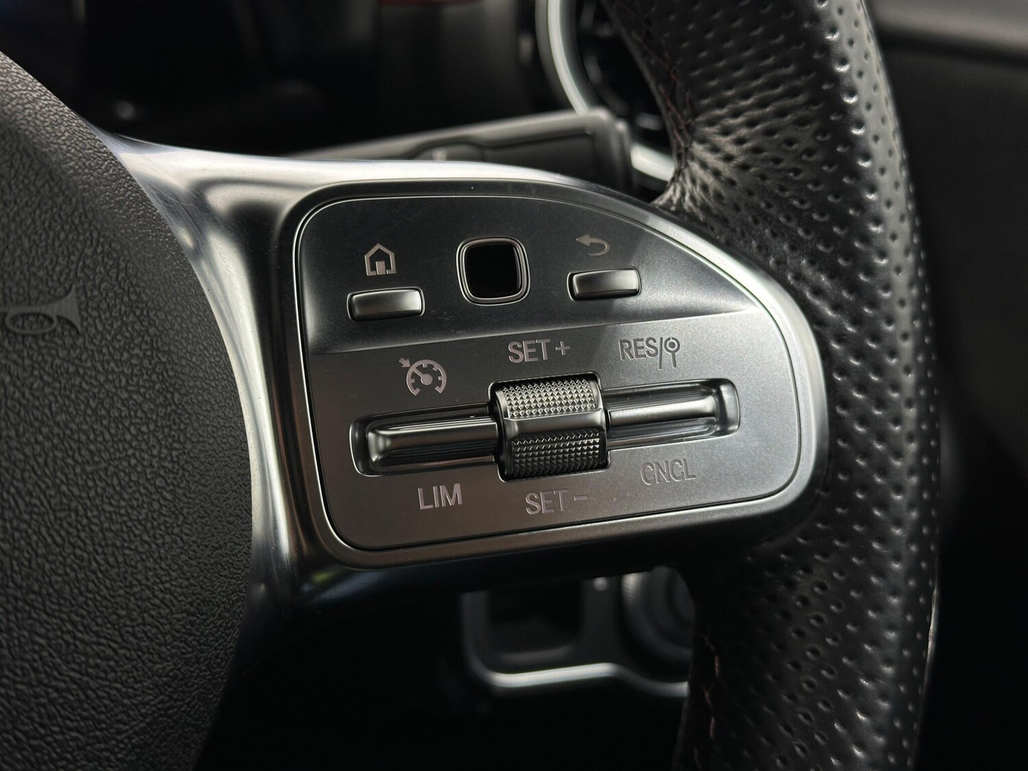 Used Mercedes-Benz A-Class for sale - 77484080: Photo 15