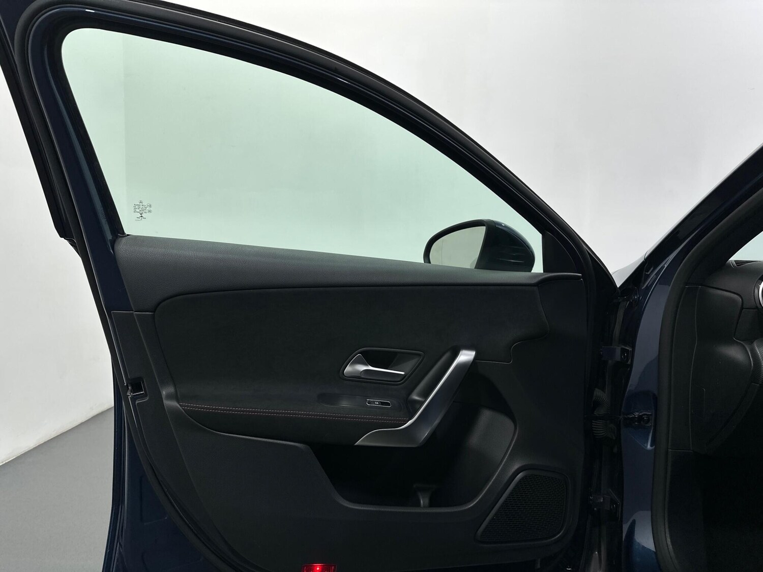 Used Mercedes-Benz A-Class for sale - 77484080: Photo 37