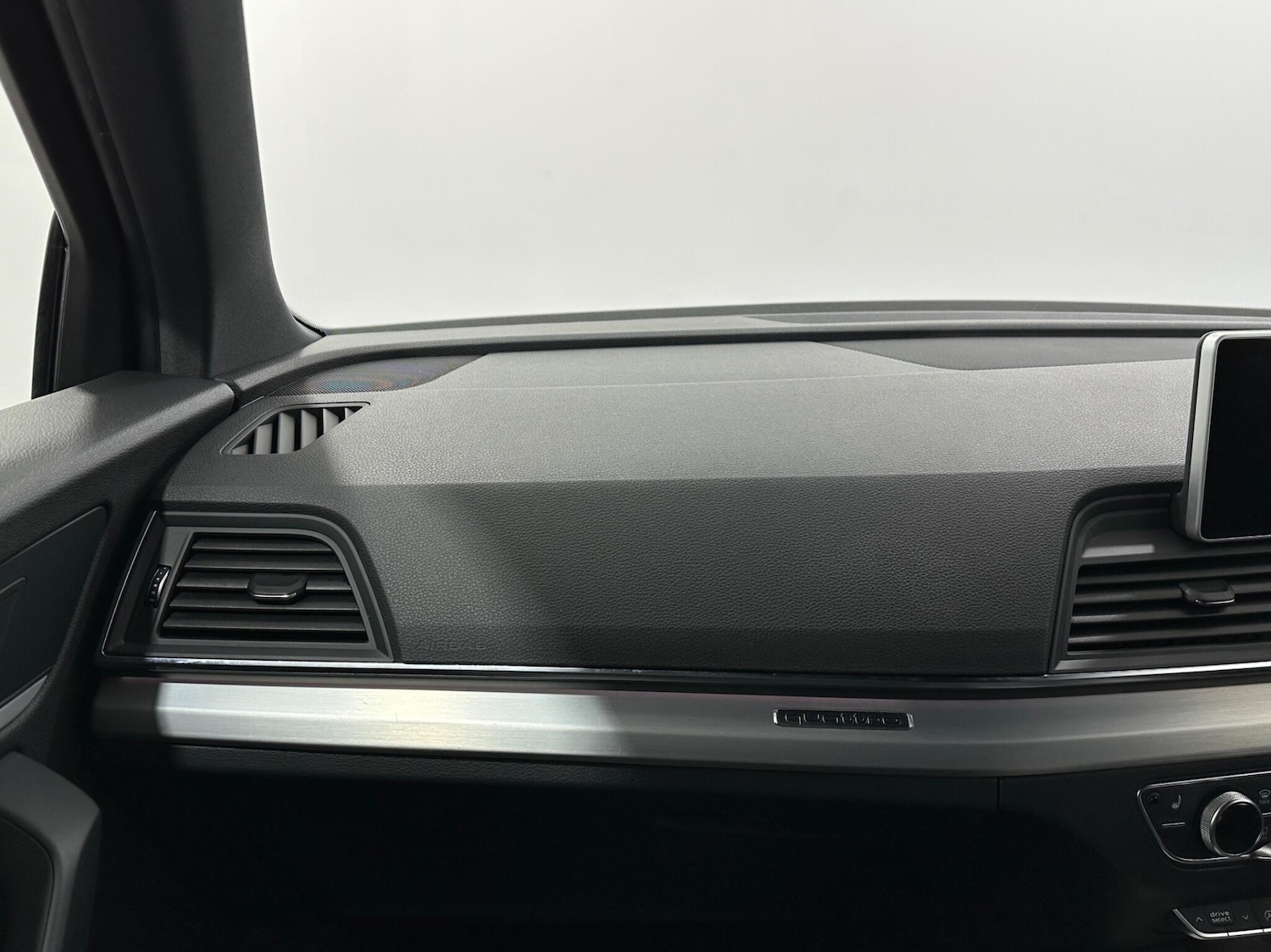 Used Audi Q5 2017 for sale - 78204795: Photo 29