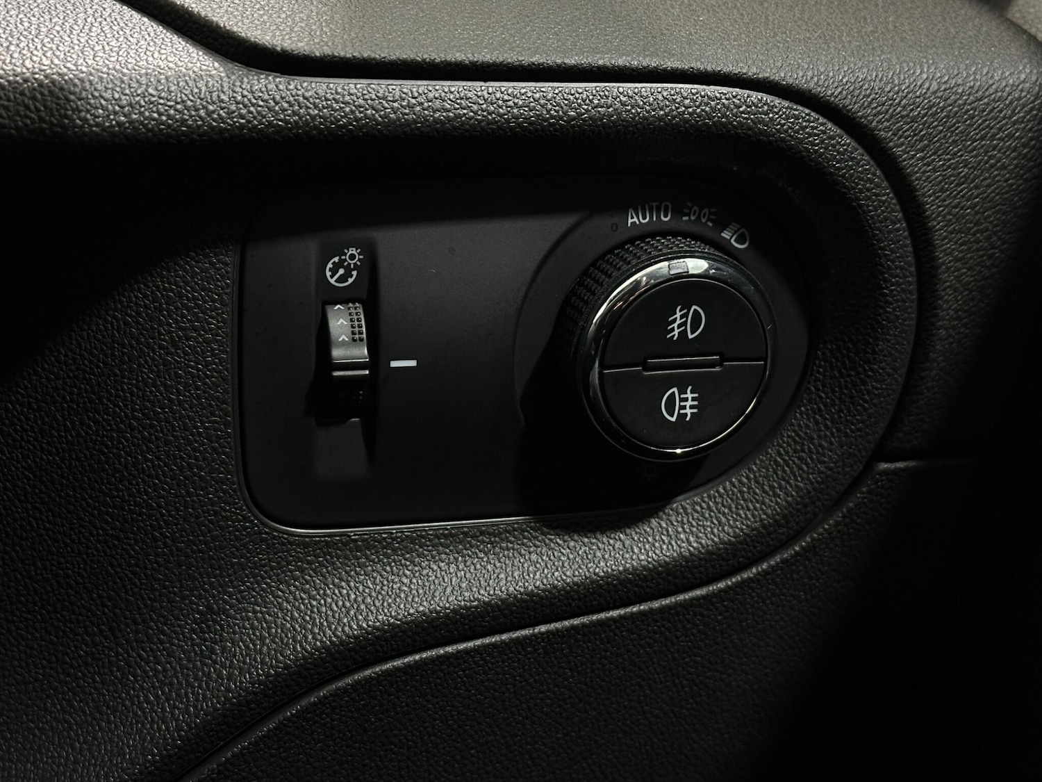 Used Vauxhall Grandland X 2018 for sale - 76878887: Photo 16