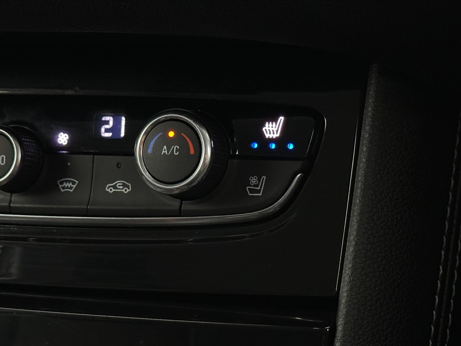 Used Vauxhall Grandland X 2018 for sale - 76878887: Photo 22