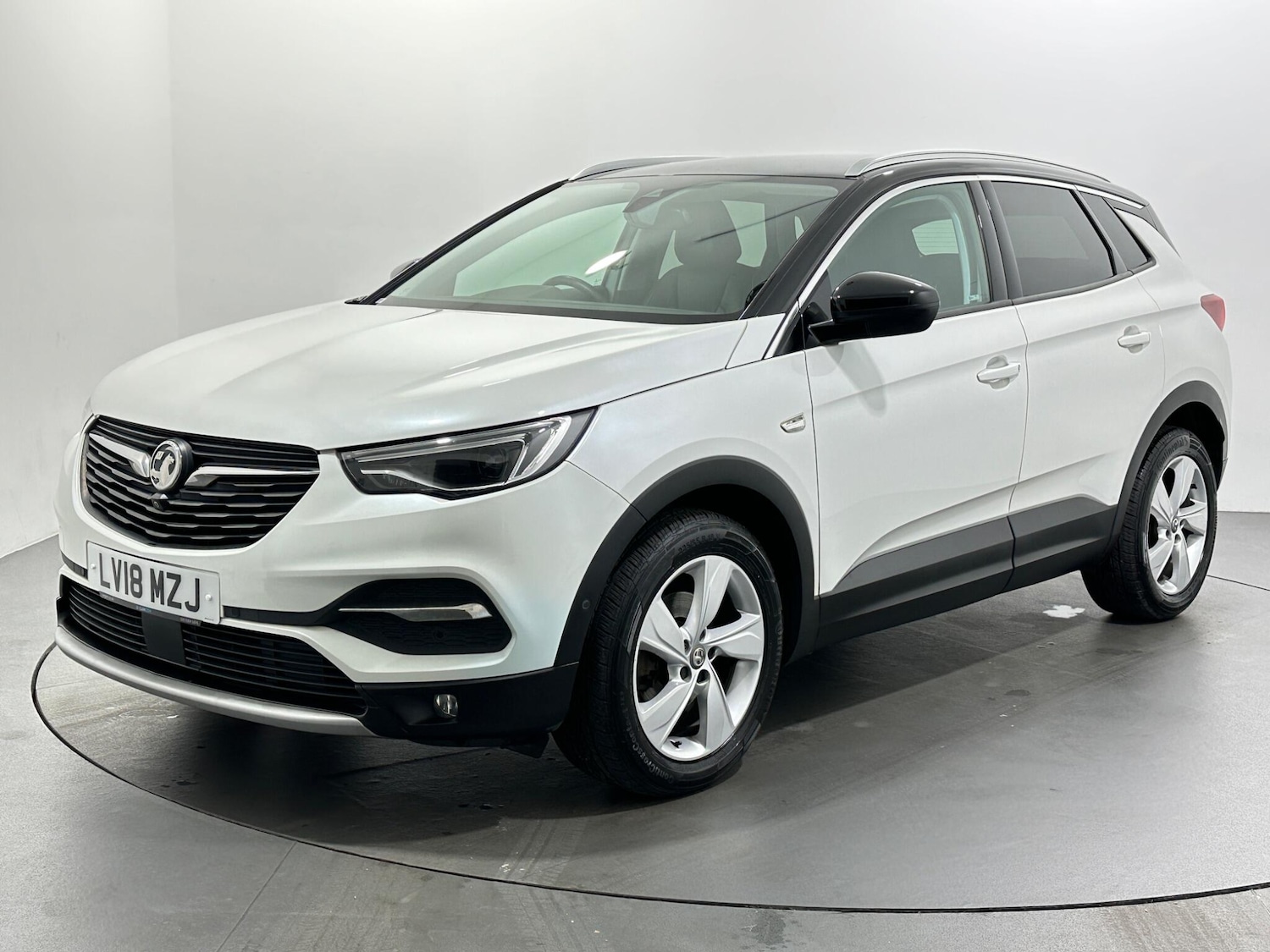 Used Vauxhall Grandland X 2018 for sale - 76878887: Photo 4