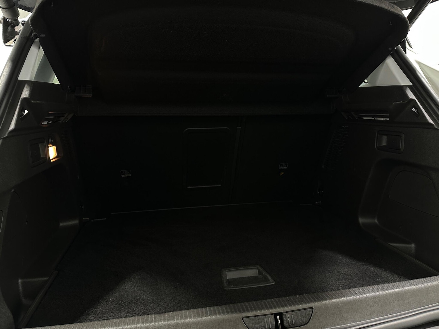 Used Vauxhall Grandland X 2018 for sale - 76878887: Photo 48