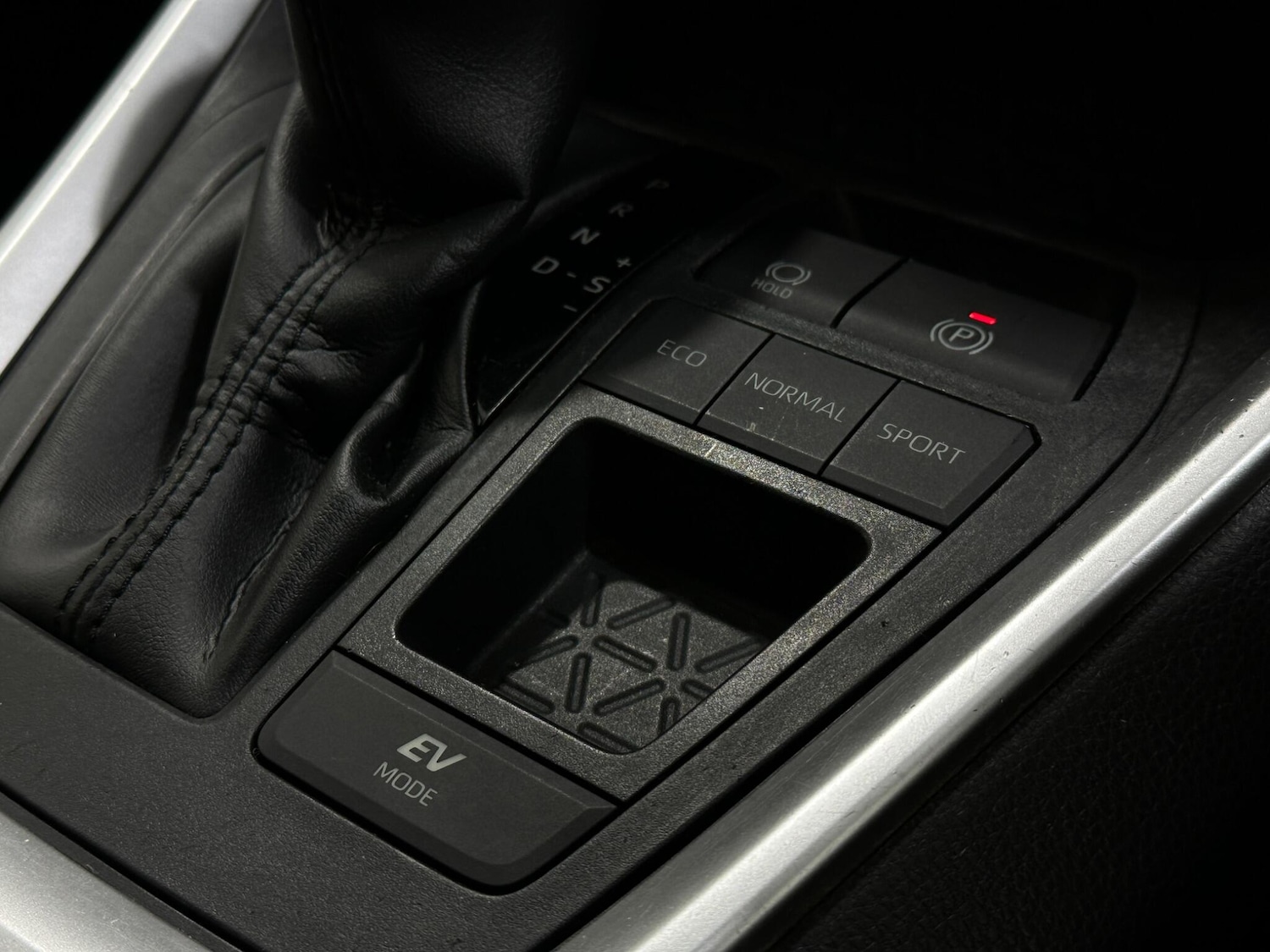 Used Toyota RAV4 2019 for sale - 76878589: Photo 20