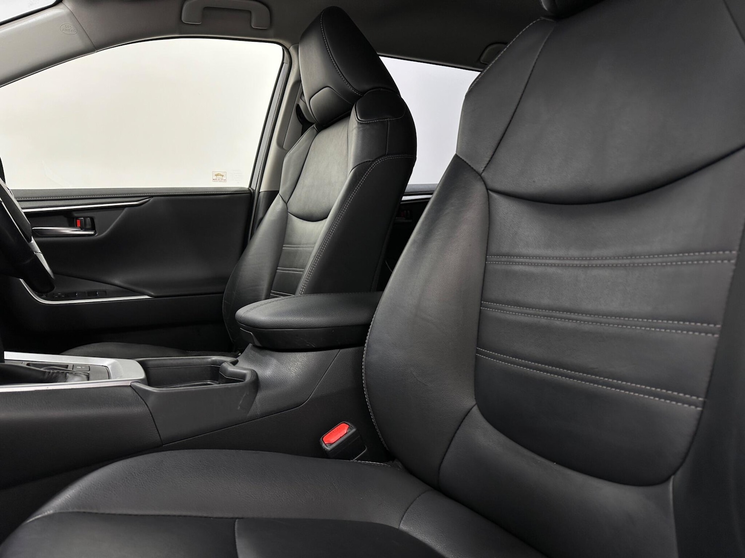 Used Toyota RAV4 2019 for sale - 76878589: Photo 33