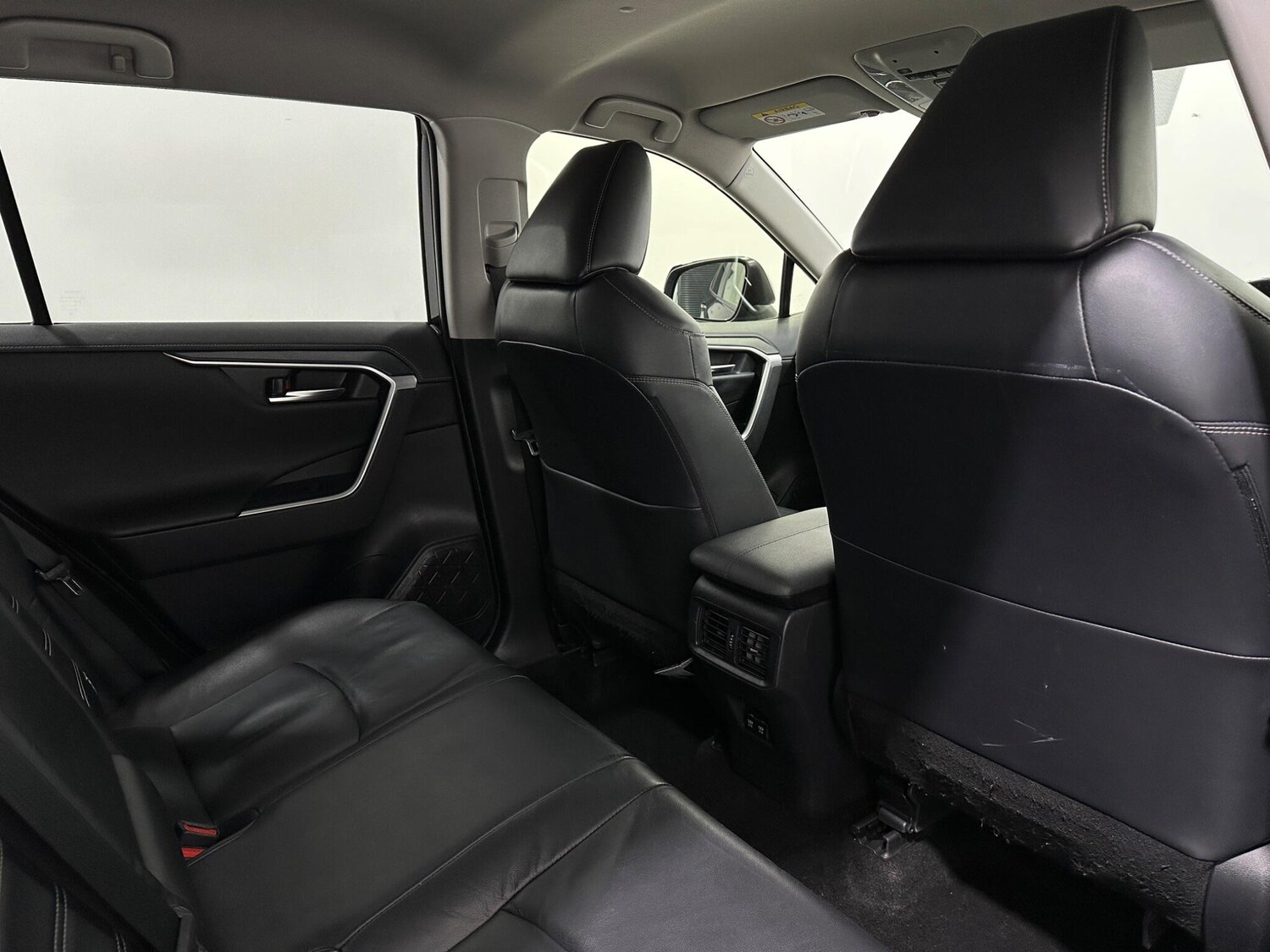 Used Toyota RAV4 2019 for sale - 76878589: Photo 39