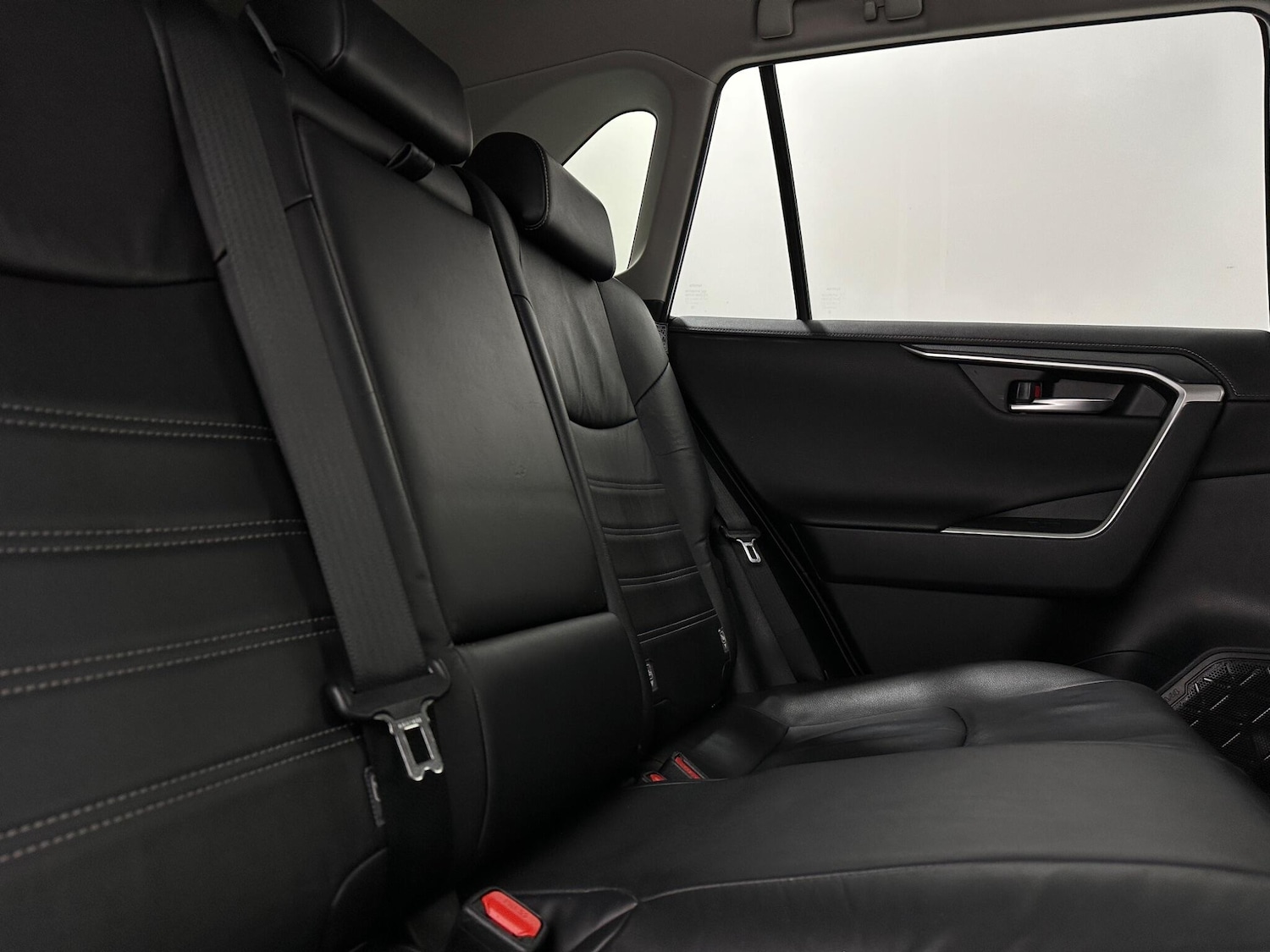 Used Toyota RAV4 2019 for sale - 76878589: Photo 40