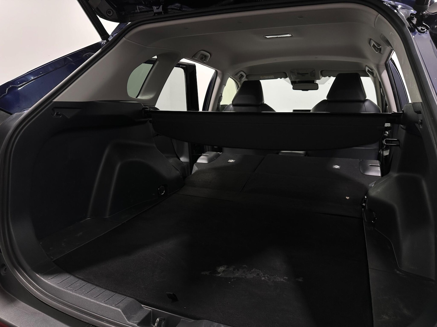 Used Toyota RAV4 2019 for sale - 76878589: Photo 44