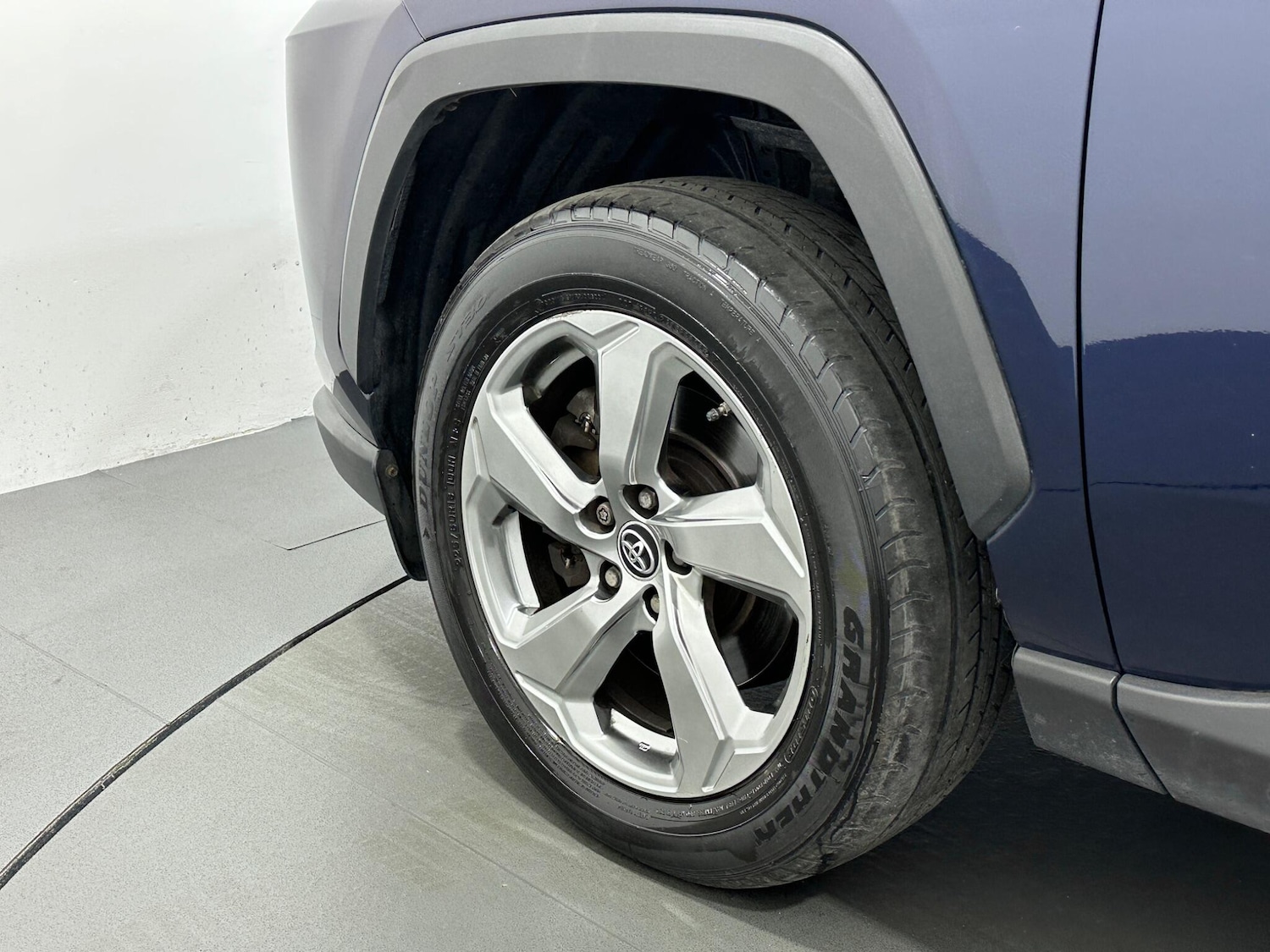 Used Toyota RAV4 2019 for sale - 76878589: Photo 51