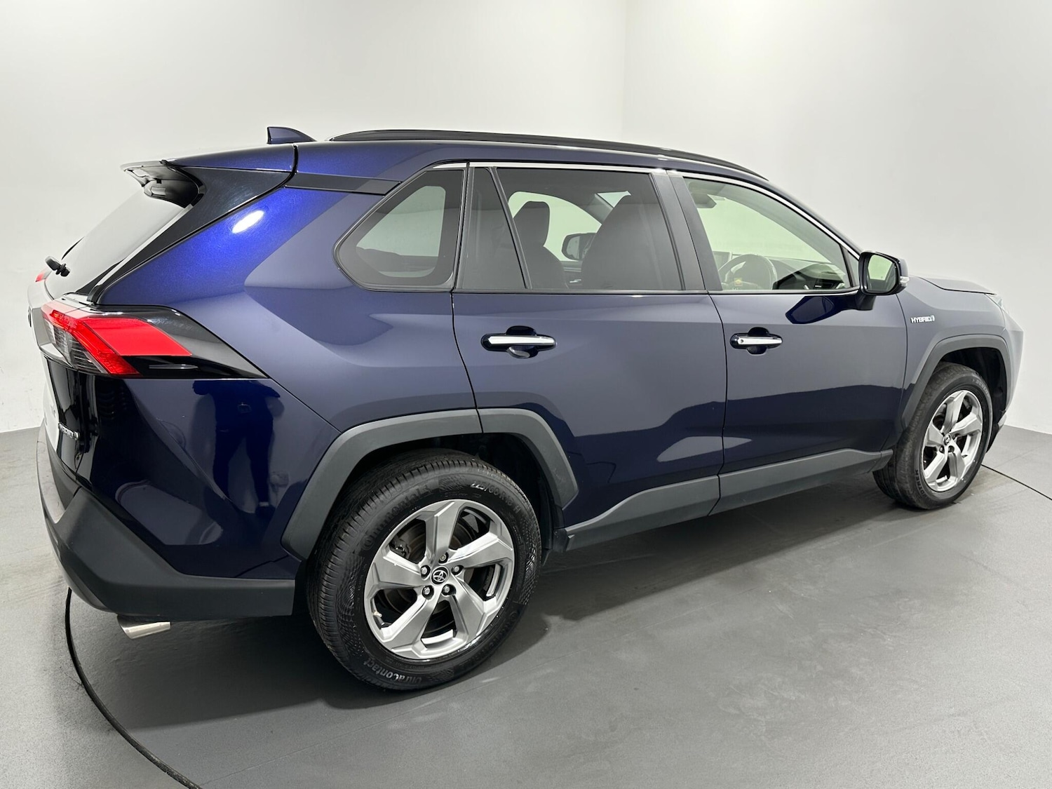 Used Toyota RAV4 2019 for sale - 76878589: Photo 52
