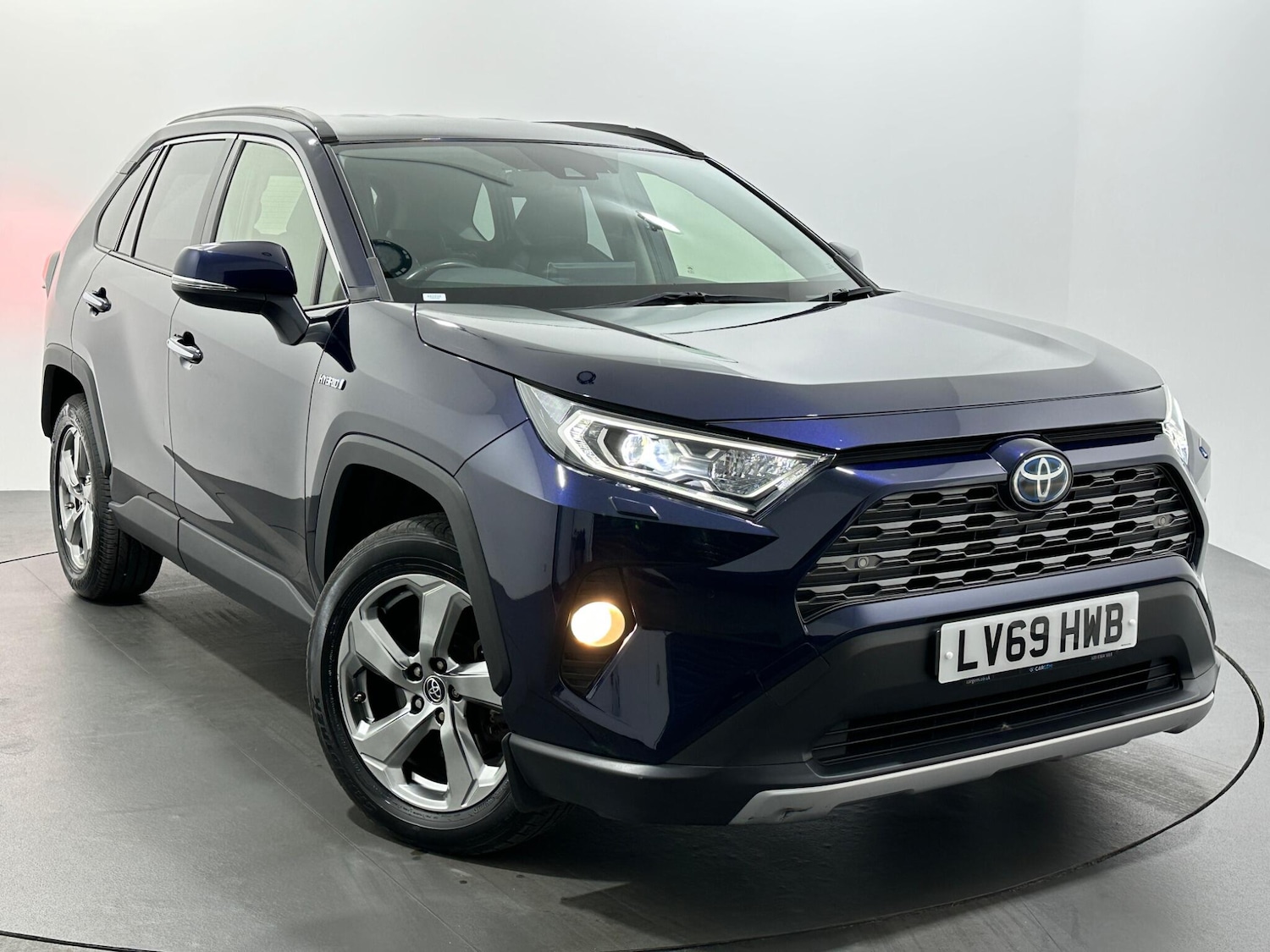 Used Toyota RAV4 2019 for sale - 76878589: Photo 55