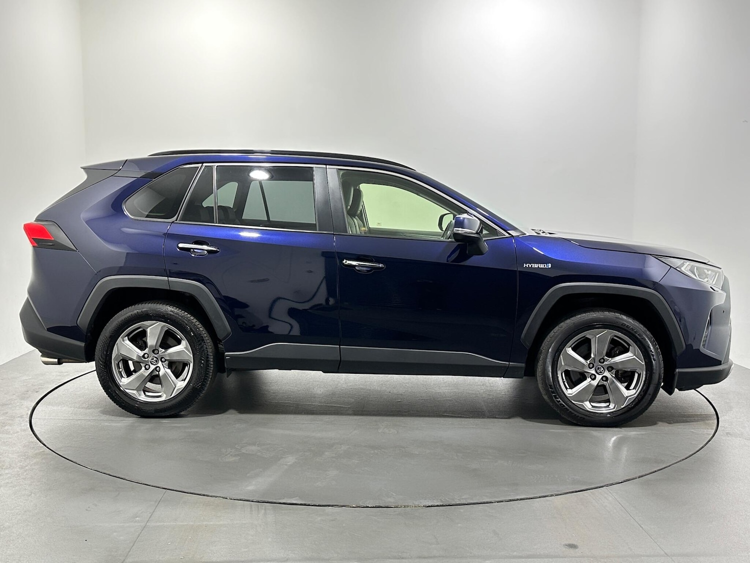 Used Toyota RAV4 2019 for sale - 76878589: Photo 9