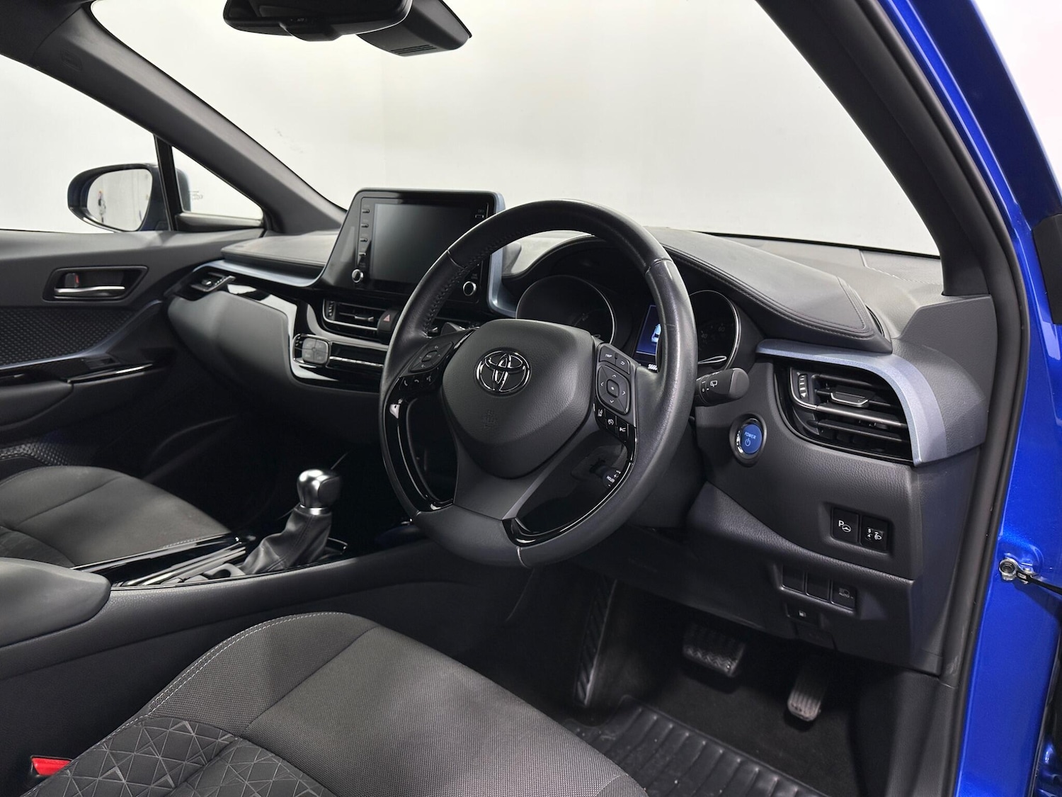 Used Toyota C-HR 2021 for sale - 76898289: Photo 10