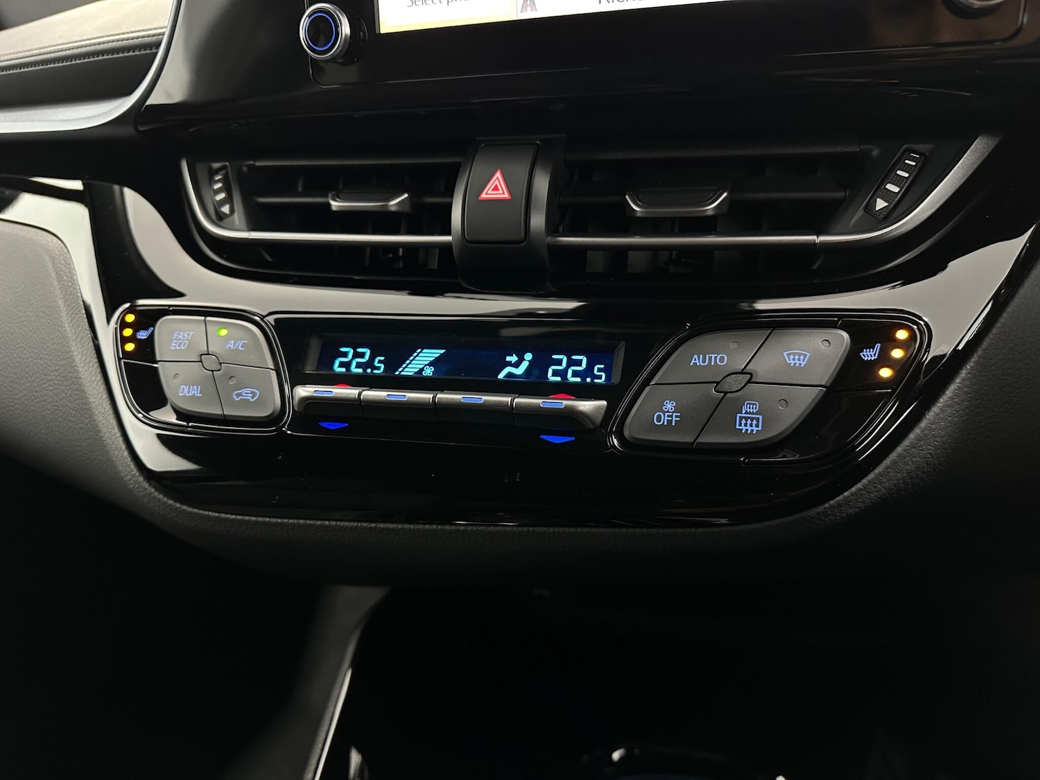 Used Toyota C-HR 2021 for sale - 76898289: Photo 20