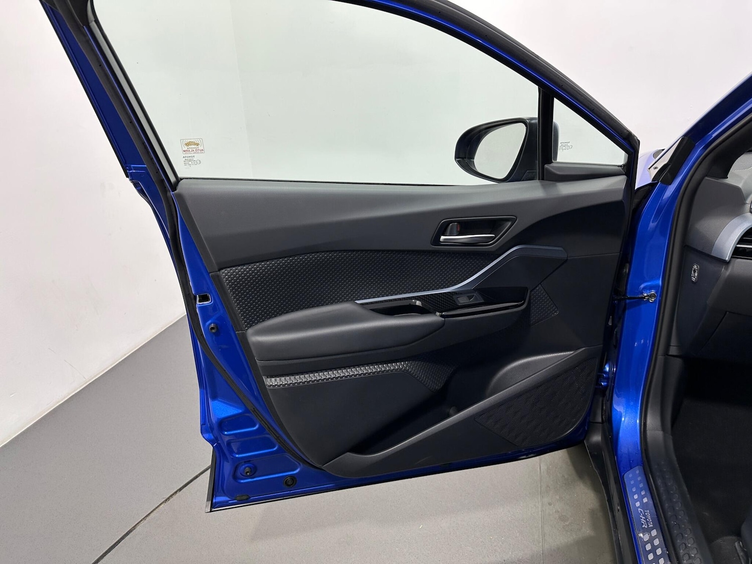 Used Toyota C-HR 2021 for sale - 76898289: Photo 33