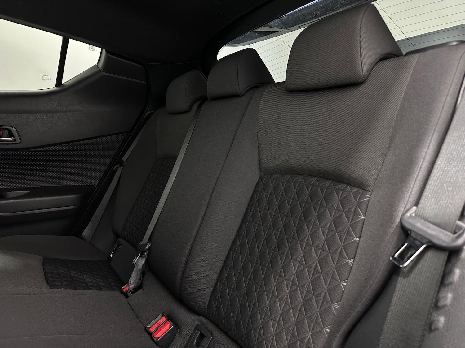 Used Toyota C-HR 2021 for sale - 76898289: Photo 35