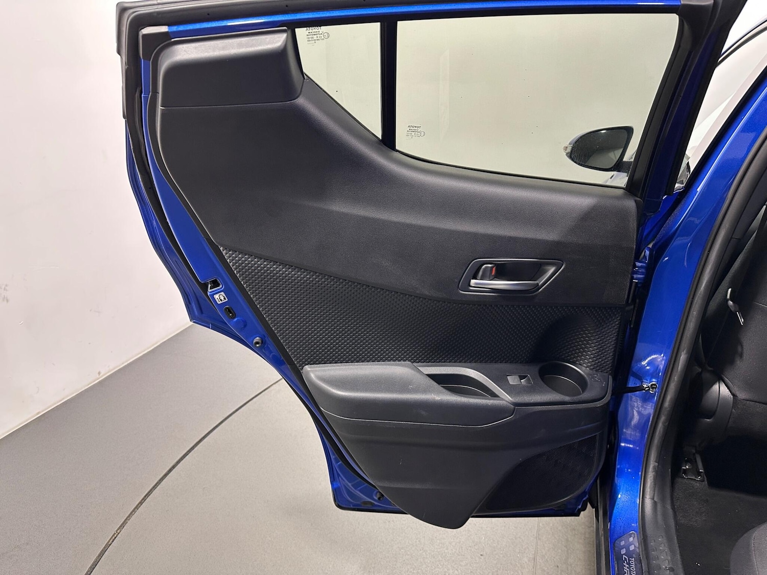 Used Toyota C-HR 2021 for sale - 76898289: Photo 36