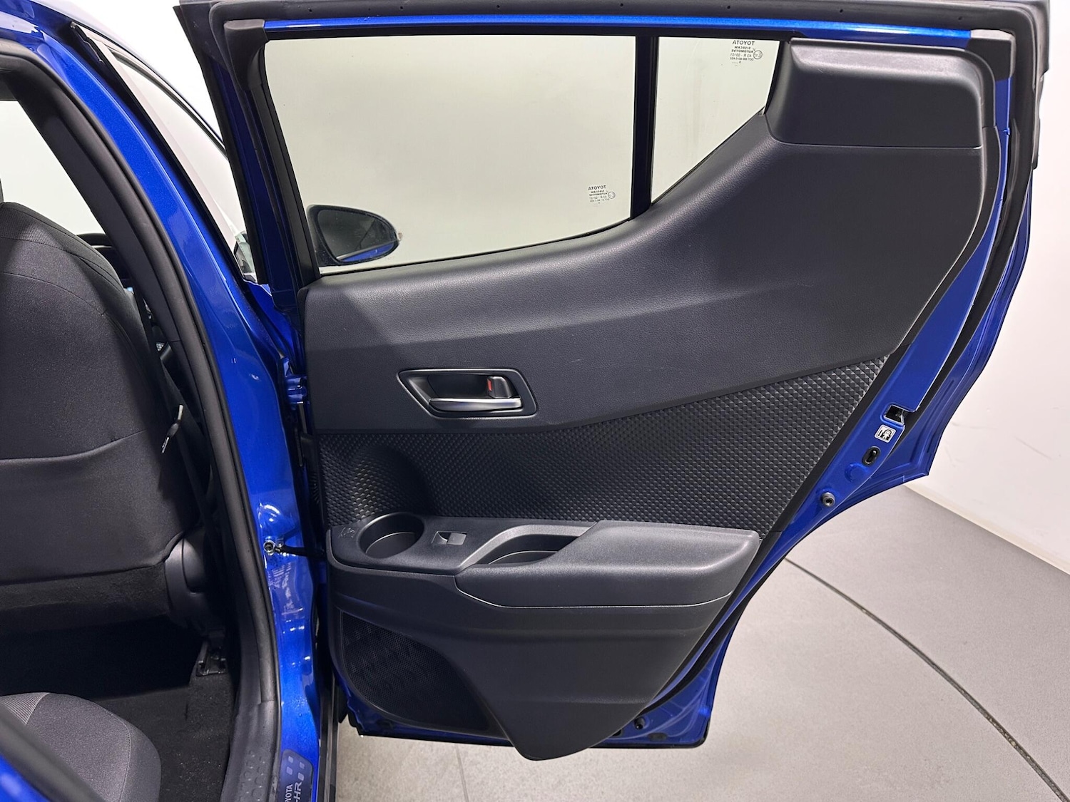 Used Toyota C-HR 2021 for sale - 76898289: Photo 39