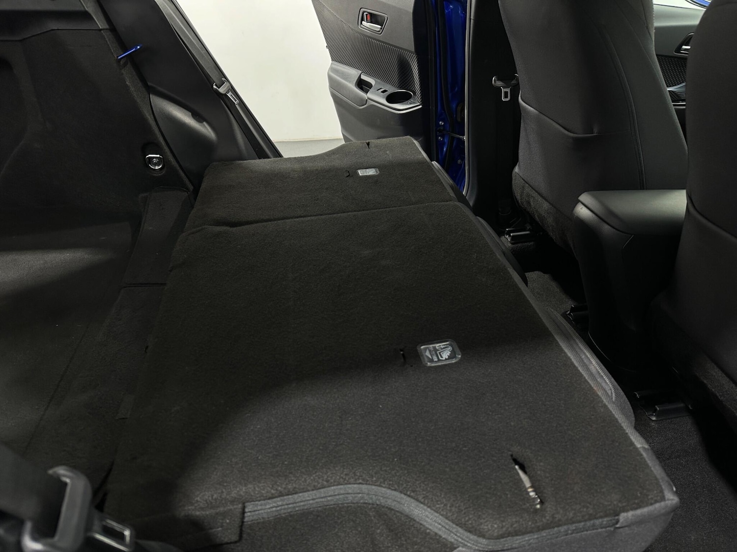 Used Toyota C-HR 2021 for sale - 76898289: Photo 42