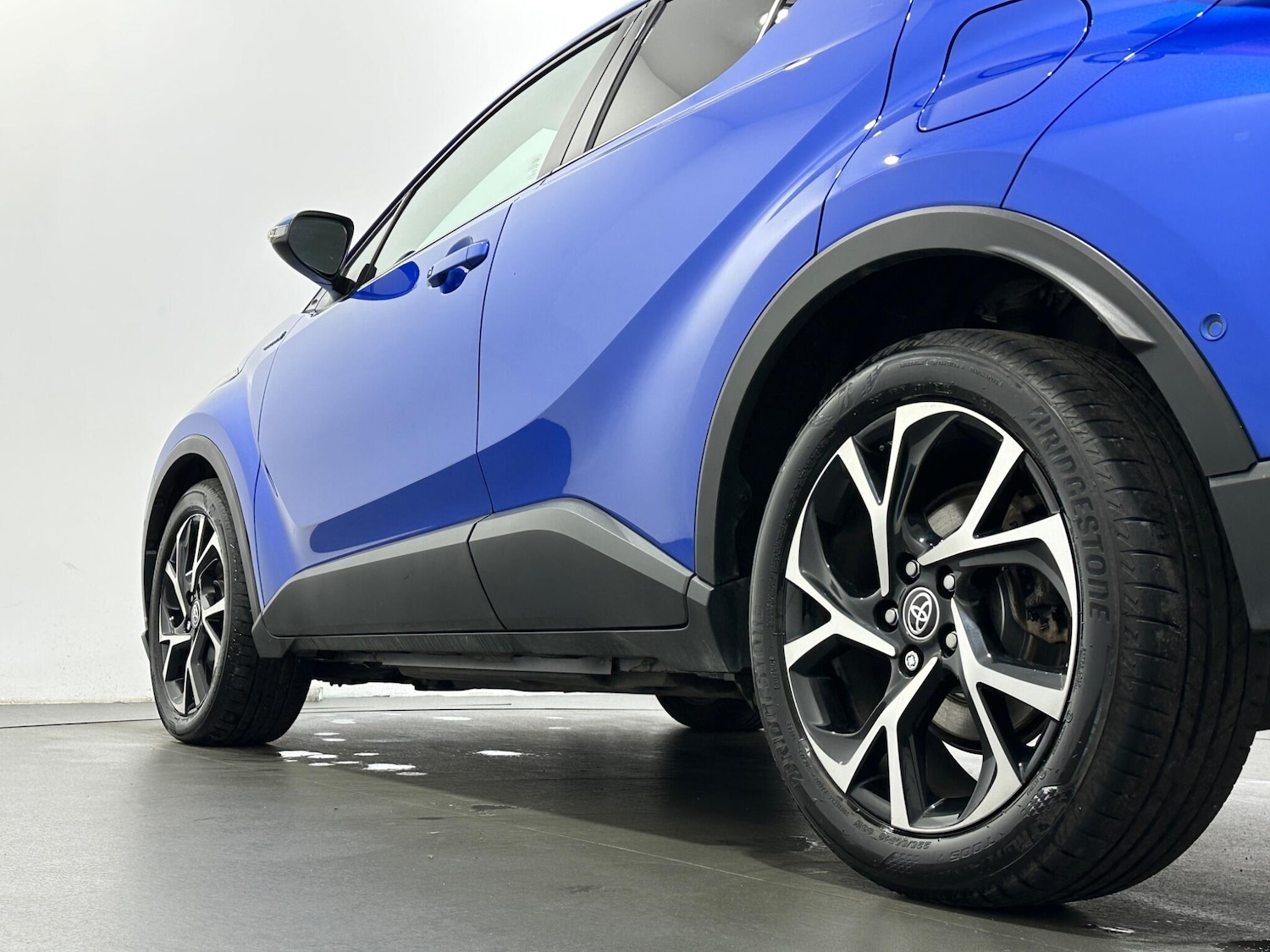 Used Toyota C-HR 2021 for sale - 76898289: Photo 45