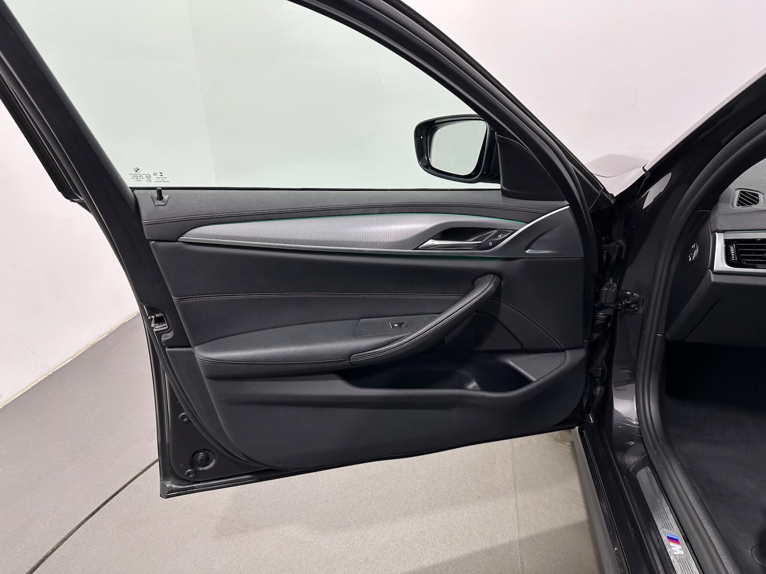 Used BMW 5 Series for sale - 77977608: Photo 36