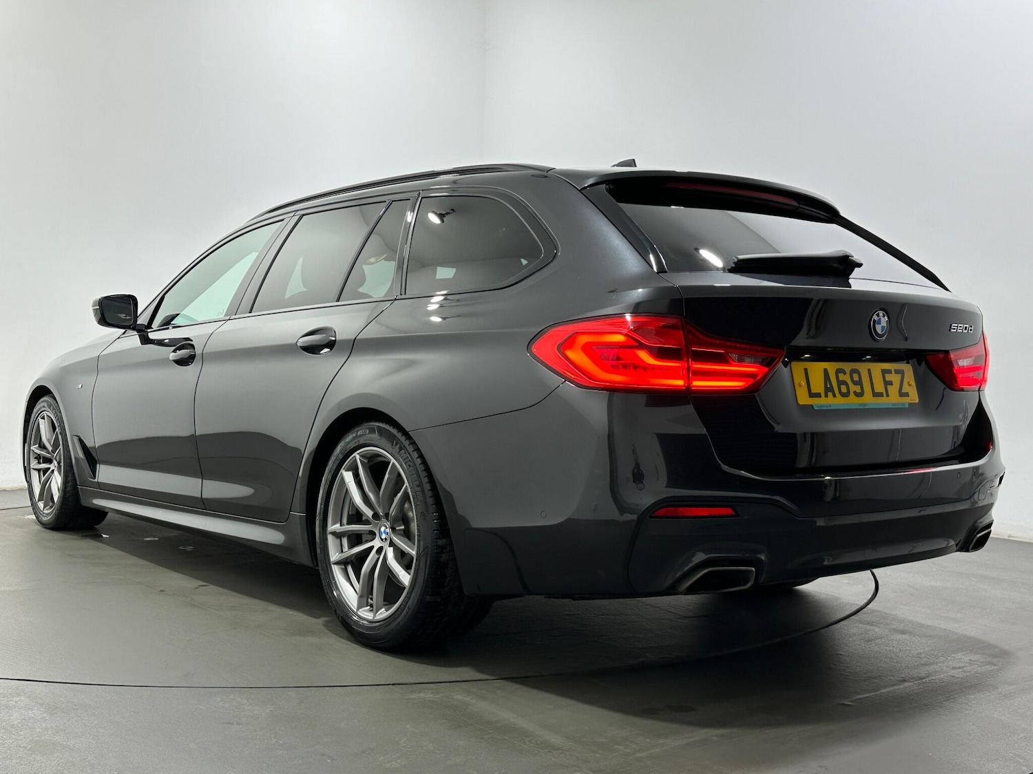 Used BMW 5 Series for sale - 77977608: Photo 48