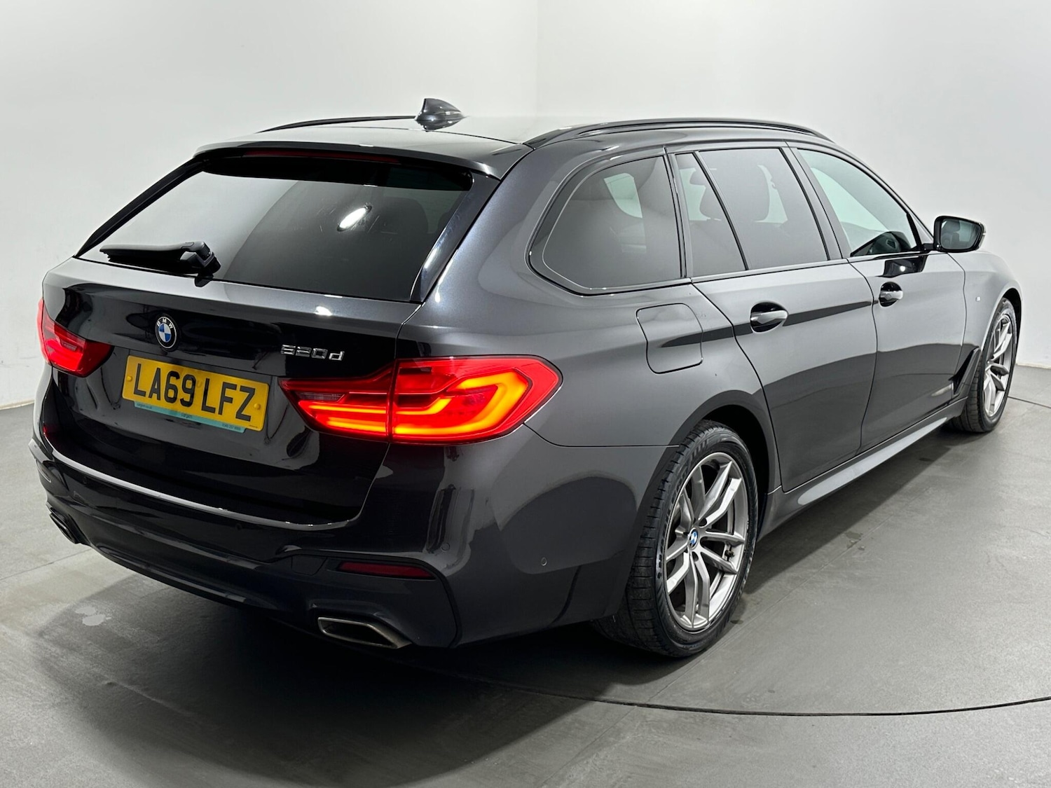 Used BMW 5 Series for sale - 77977608: Photo 51