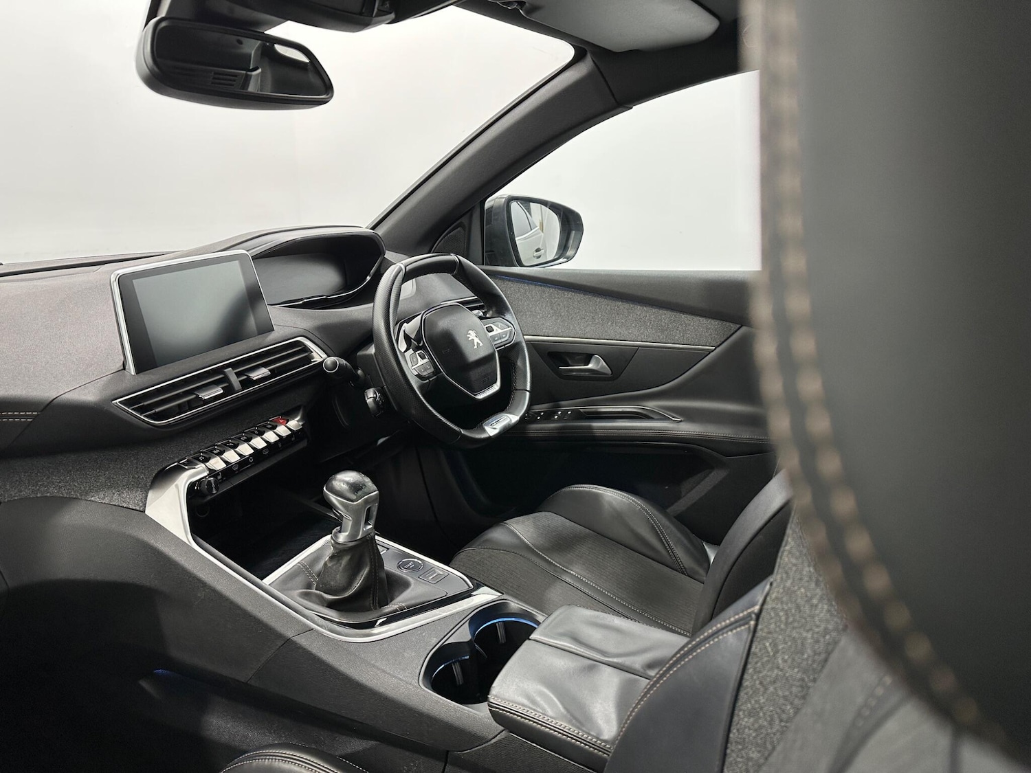 Used Peugeot 3008 2018 for sale - 76878469: Photo 28