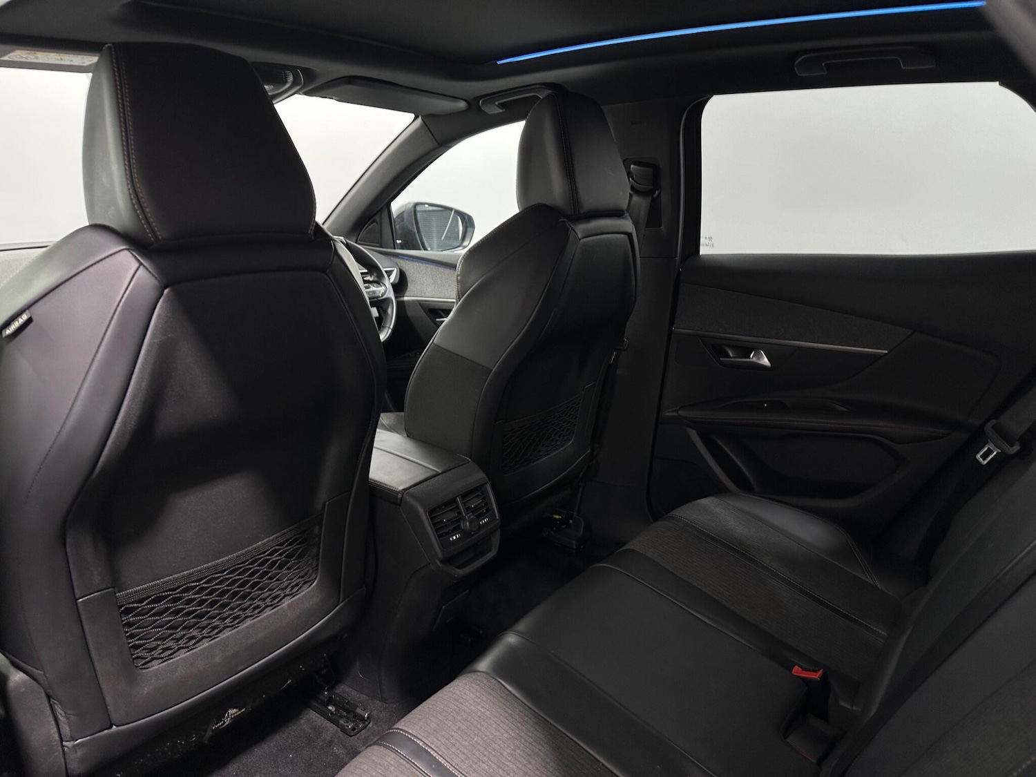 Used Peugeot 3008 2018 for sale - 76878469: Photo 37