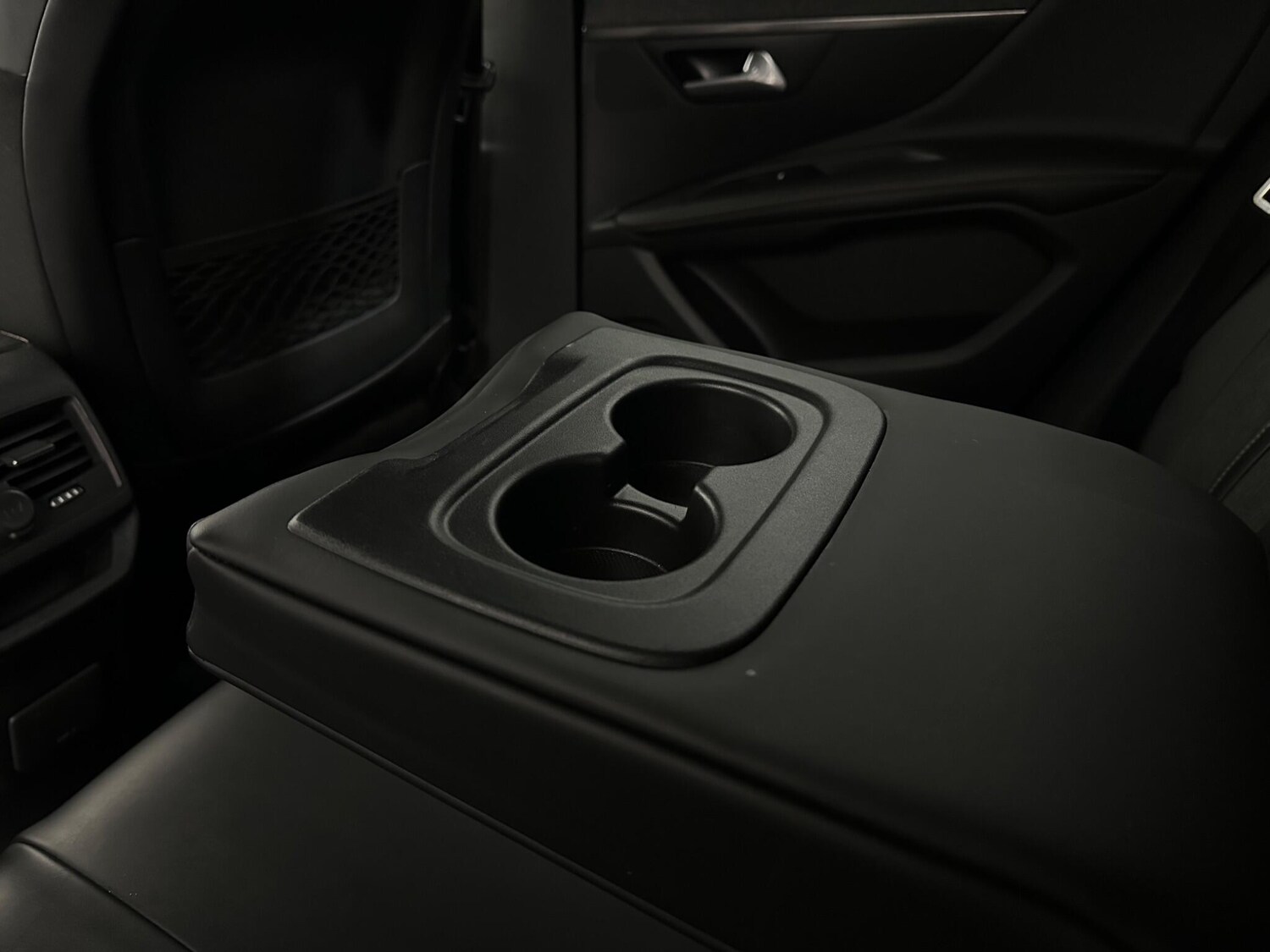 Used Peugeot 3008 2018 for sale - 76878469: Photo 39