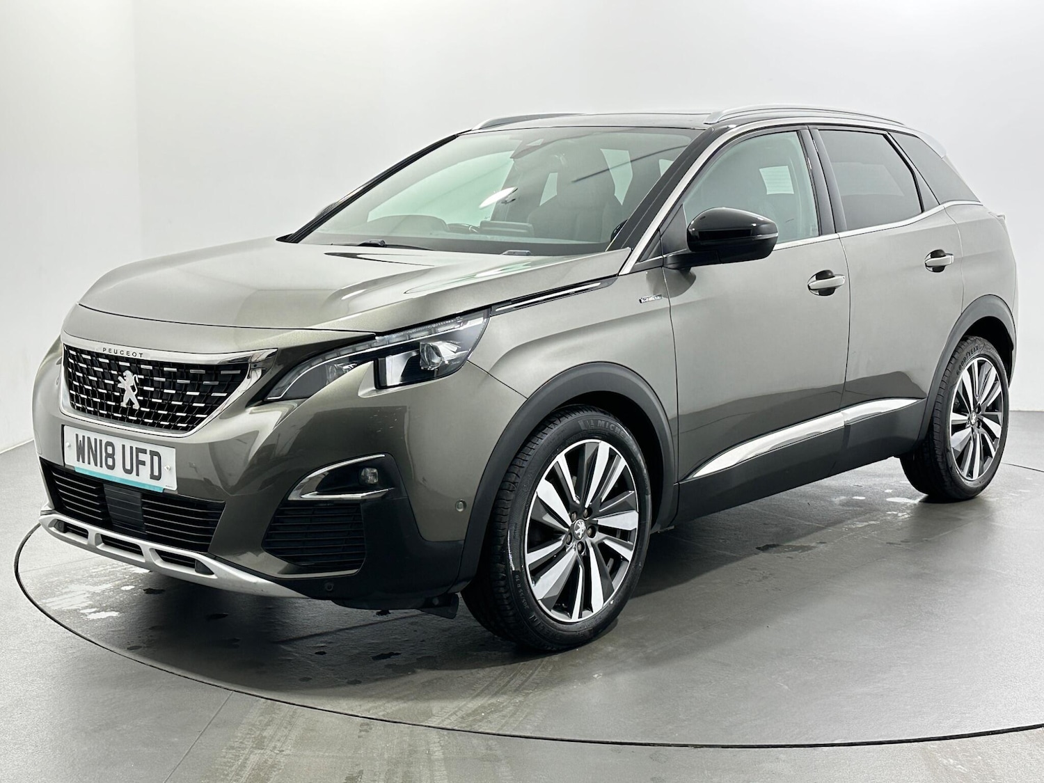 Used Peugeot 3008 2018 for sale - 76878469: Photo 4