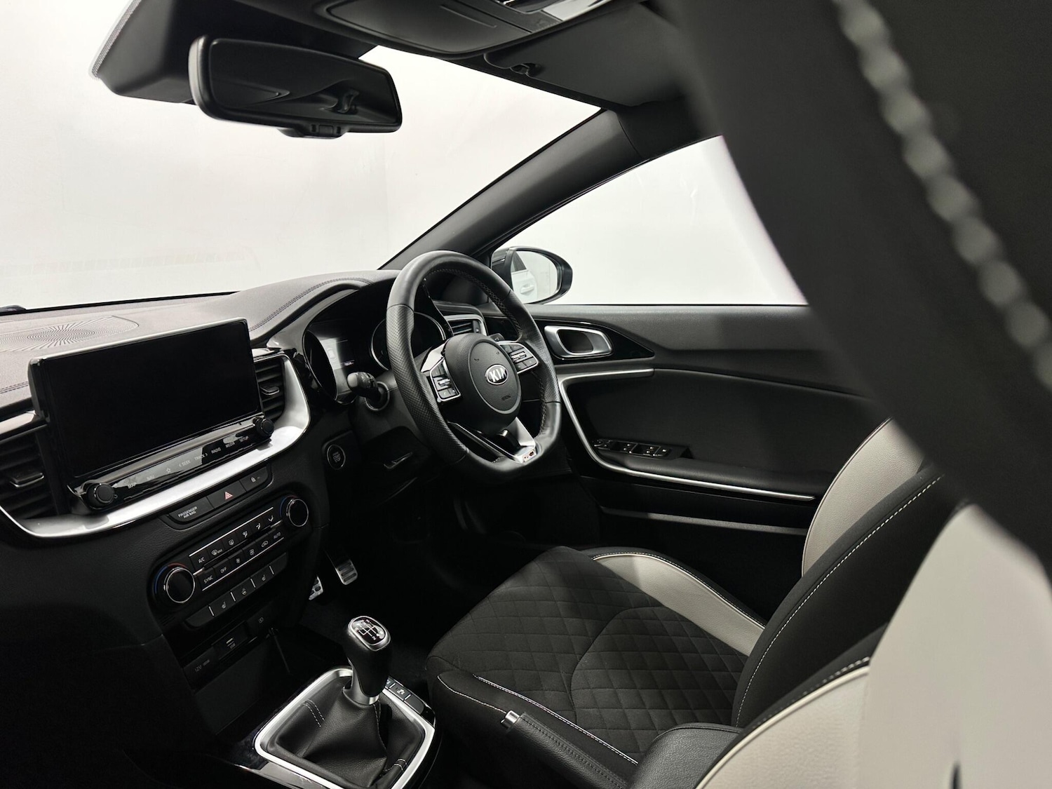 Used Kia Ceed for sale - 77799114: Photo 27