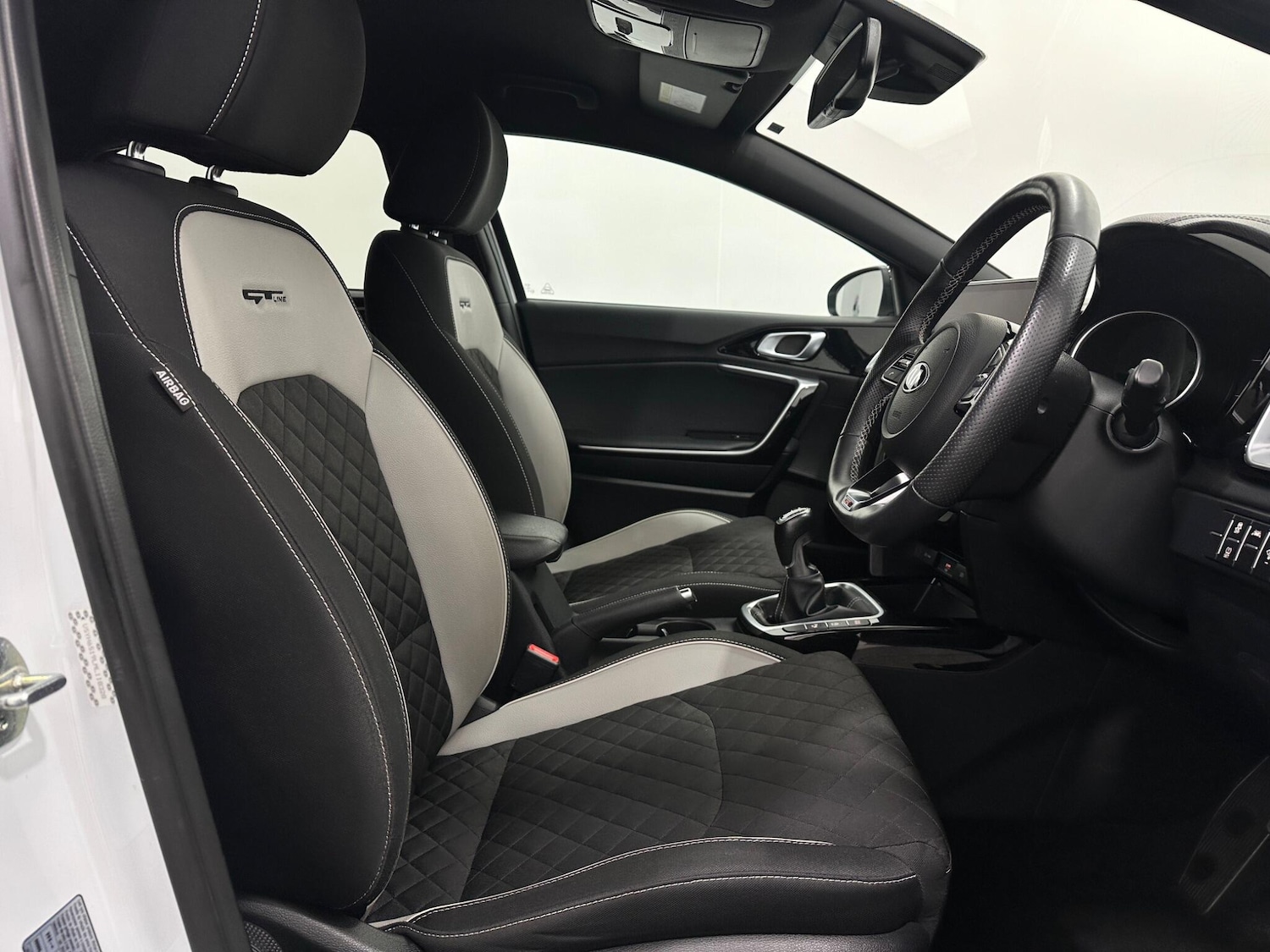 Used Kia Ceed for sale - 77799114: Photo 28