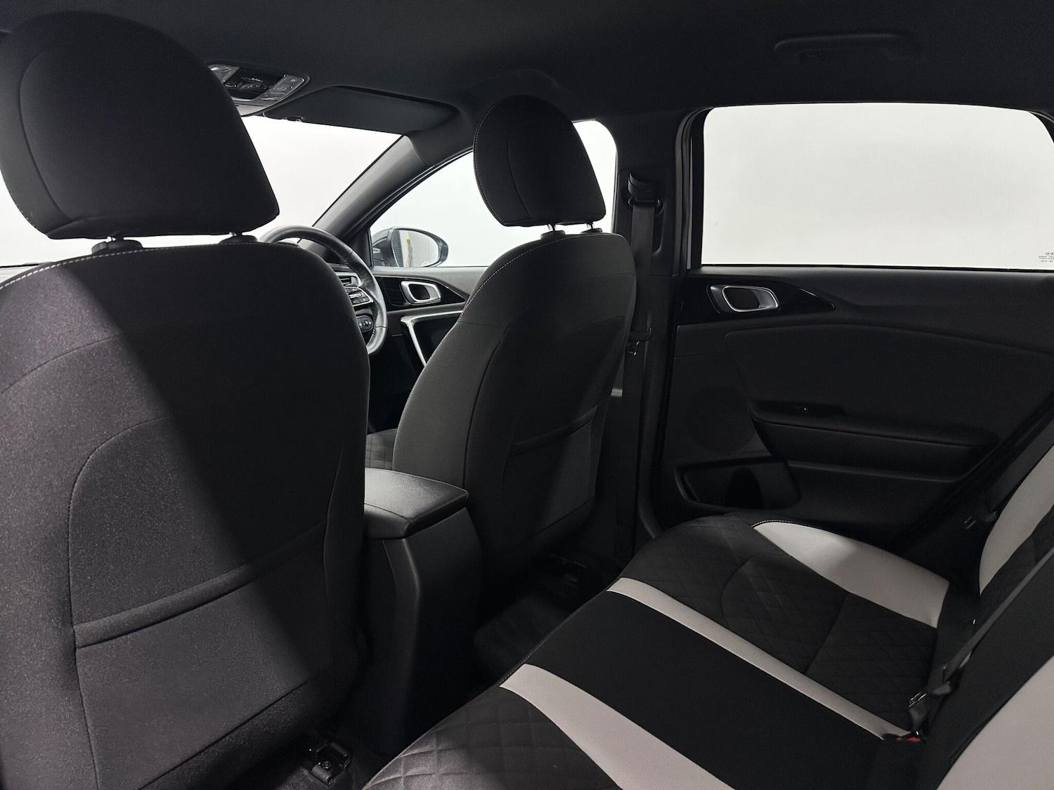 Used Kia Ceed for sale - 77799114: Photo 36