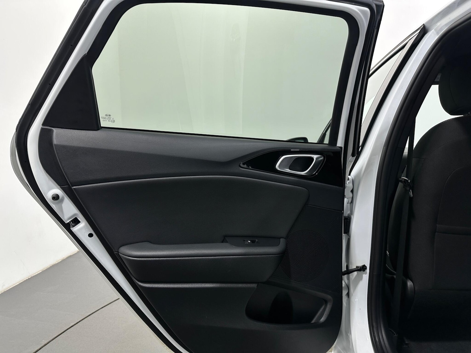 Used Kia Ceed for sale - 77799114: Photo 38