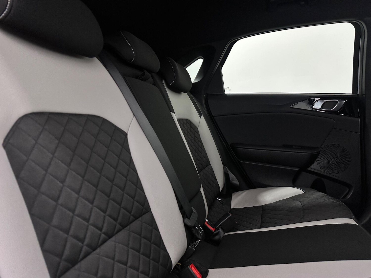 Used Kia Ceed for sale - 77799114: Photo 40