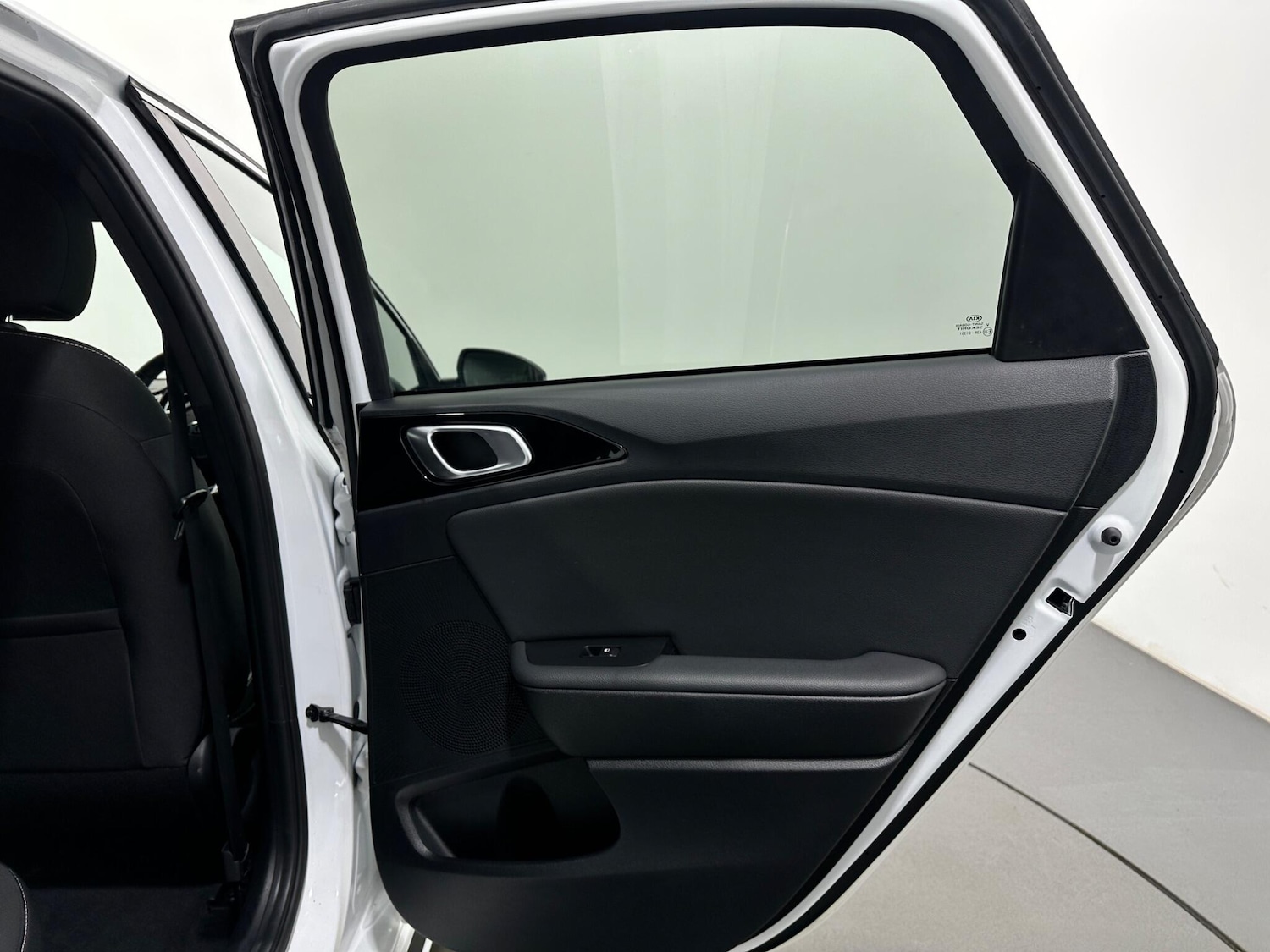 Used Kia Ceed for sale - 77799114: Photo 41