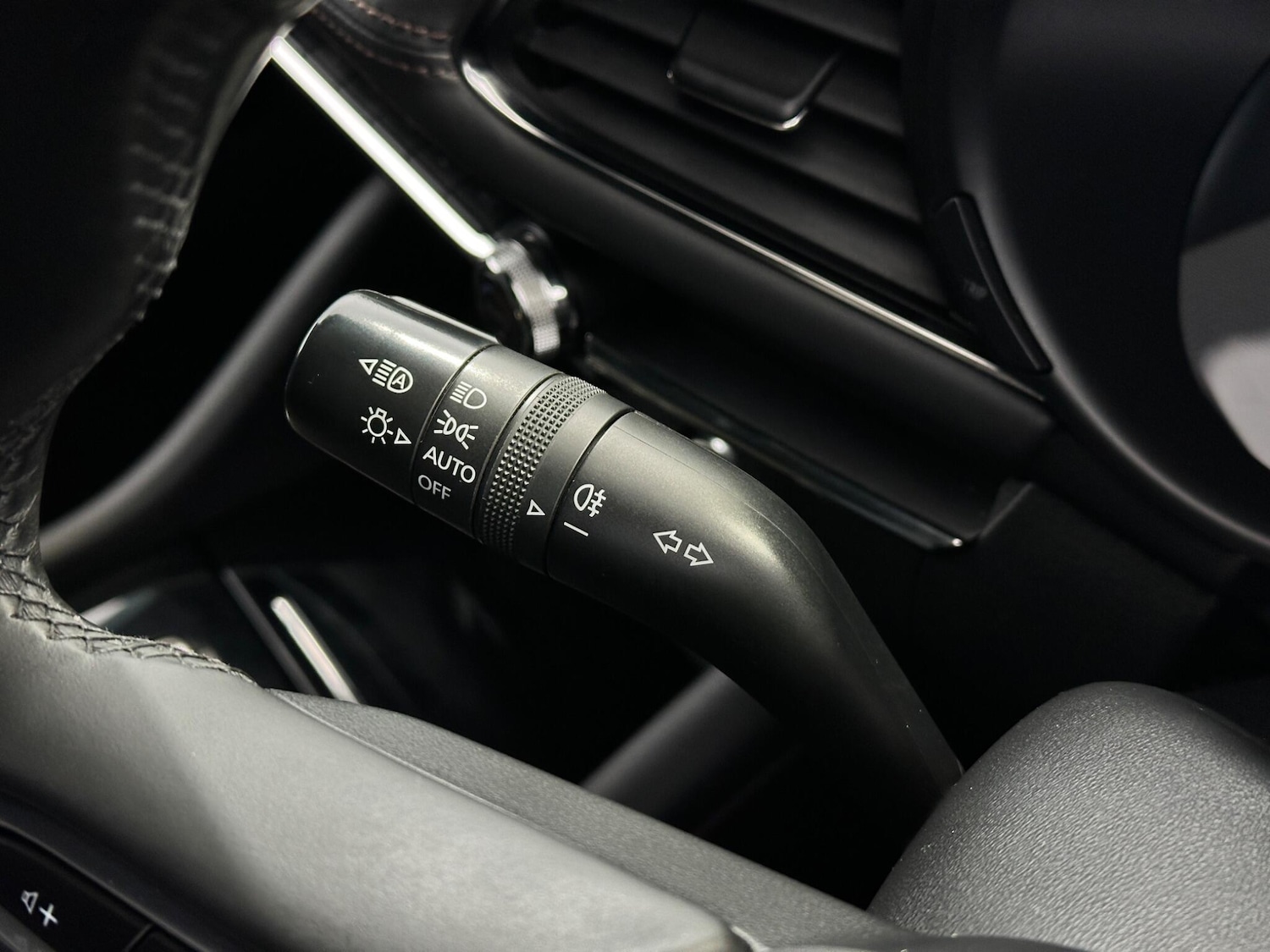 Used Mazda Mazda3 2020 for sale - 77646957: Photo 14