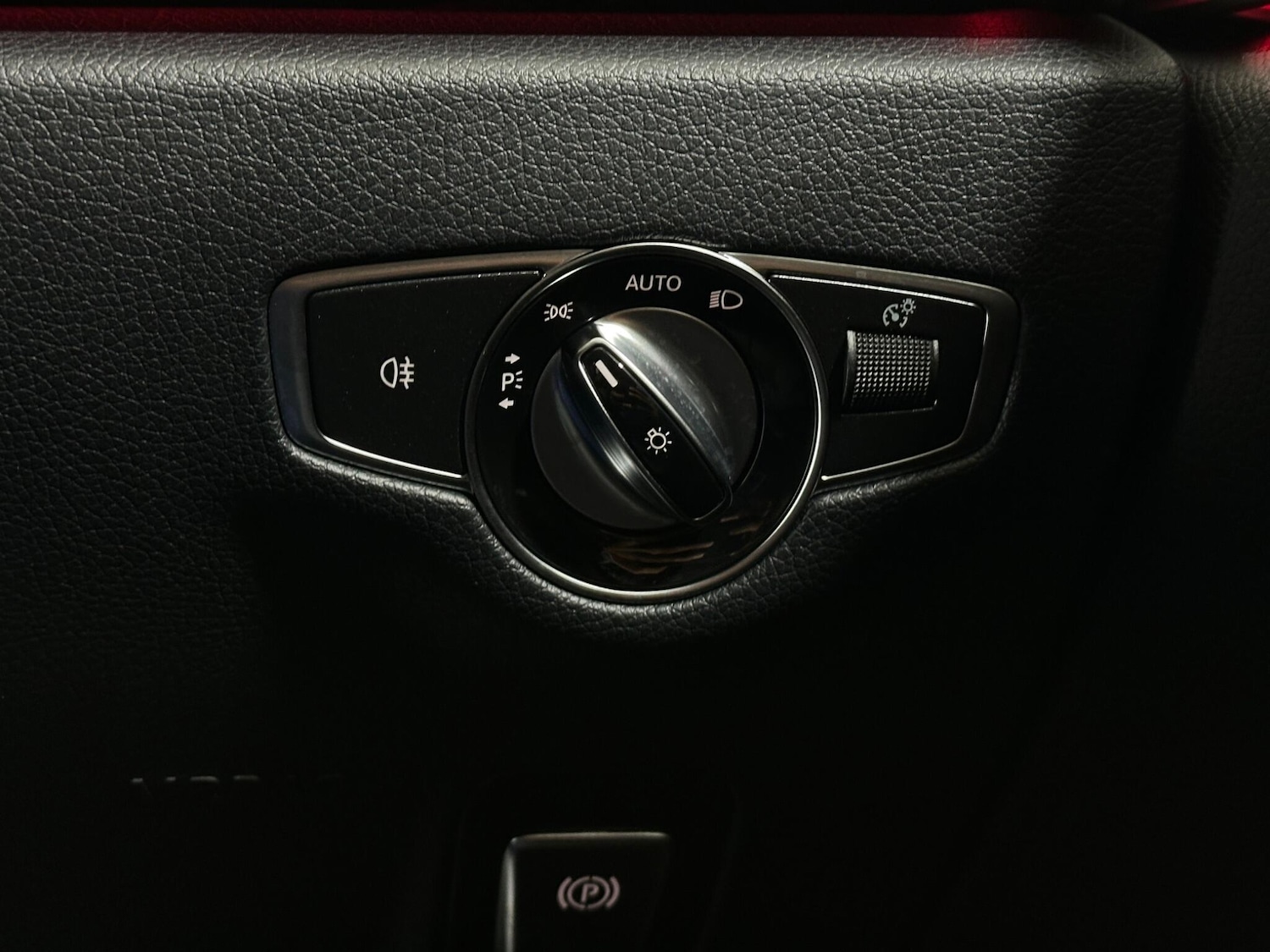 Used Mercedes-Benz E Class 2018 for sale - 76878636: Photo 16