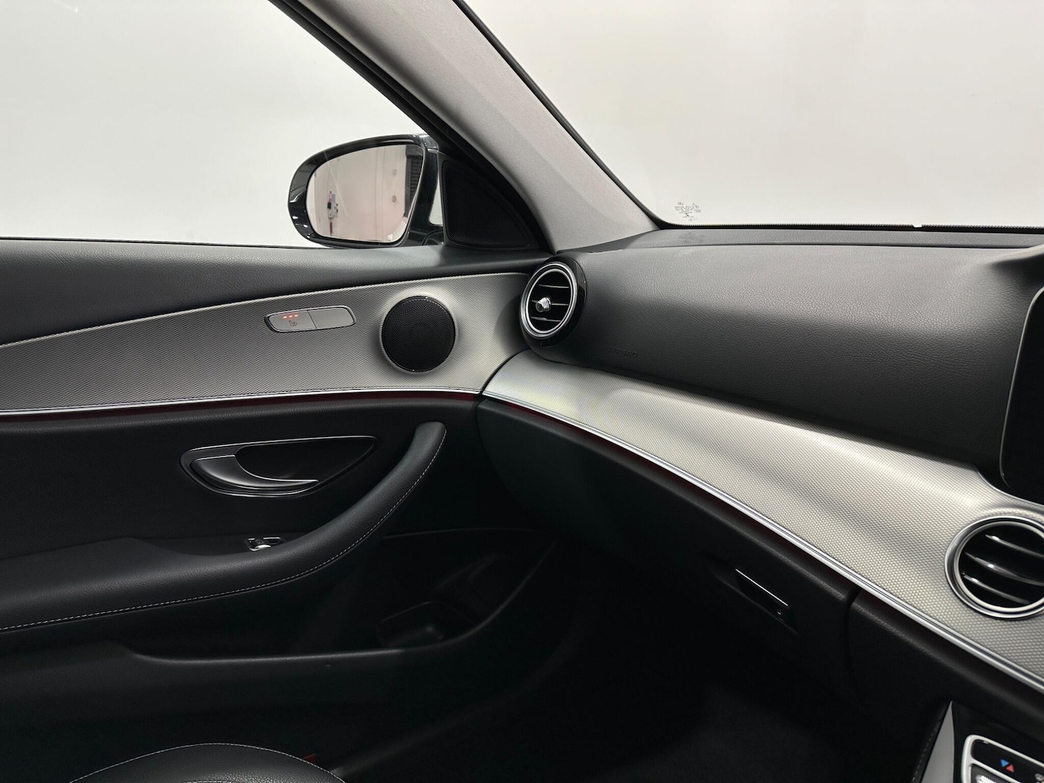 Used Mercedes-Benz E Class 2018 for sale - 76878636: Photo 26