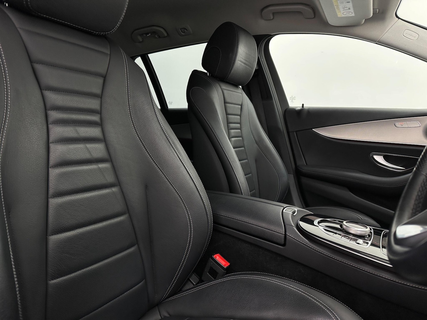 Used Mercedes-Benz E Class 2018 for sale - 76878636: Photo 30